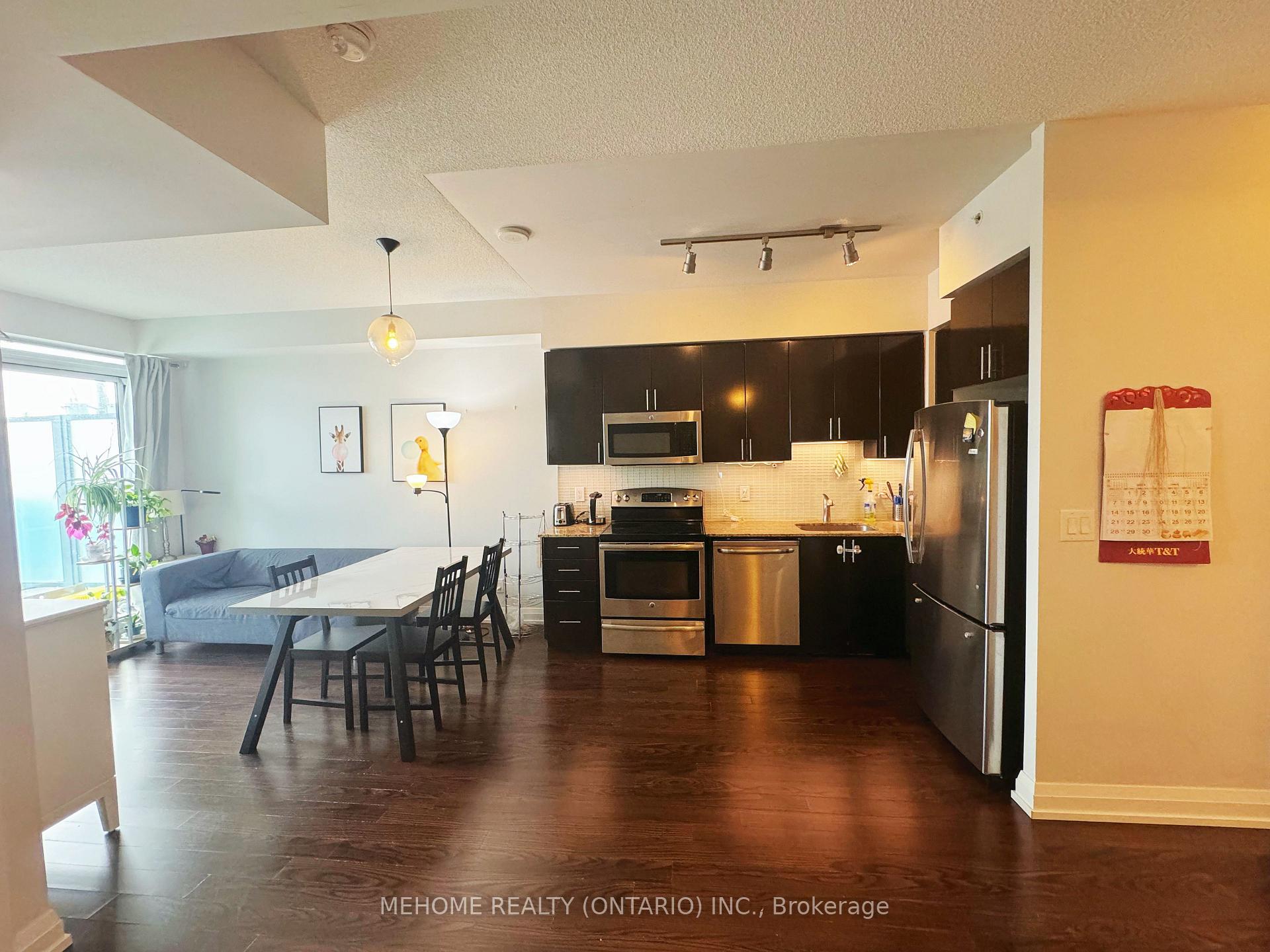 Photo 4 of Unit 201, 7167 Yonge Street, Markham, Grandview — HOMEH