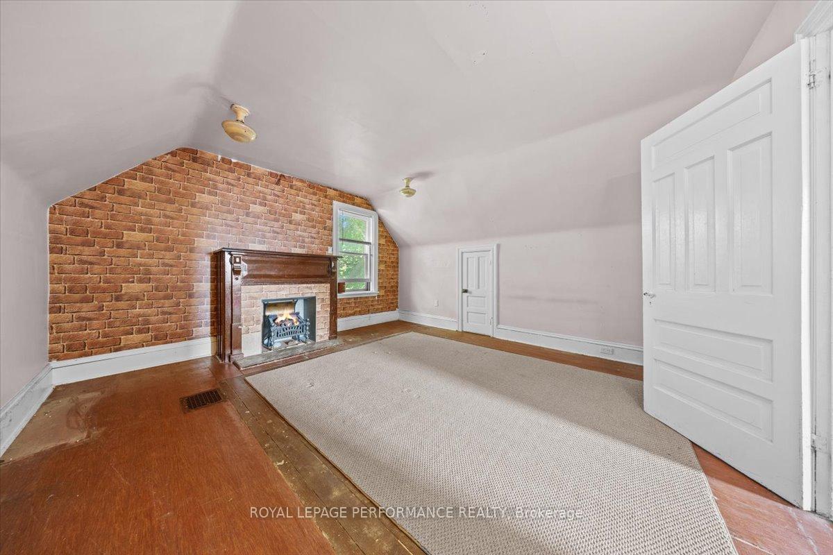 Photo 25 of 46 Leonard Avenue, Ottawa, Old Ottawa South — HOMEH