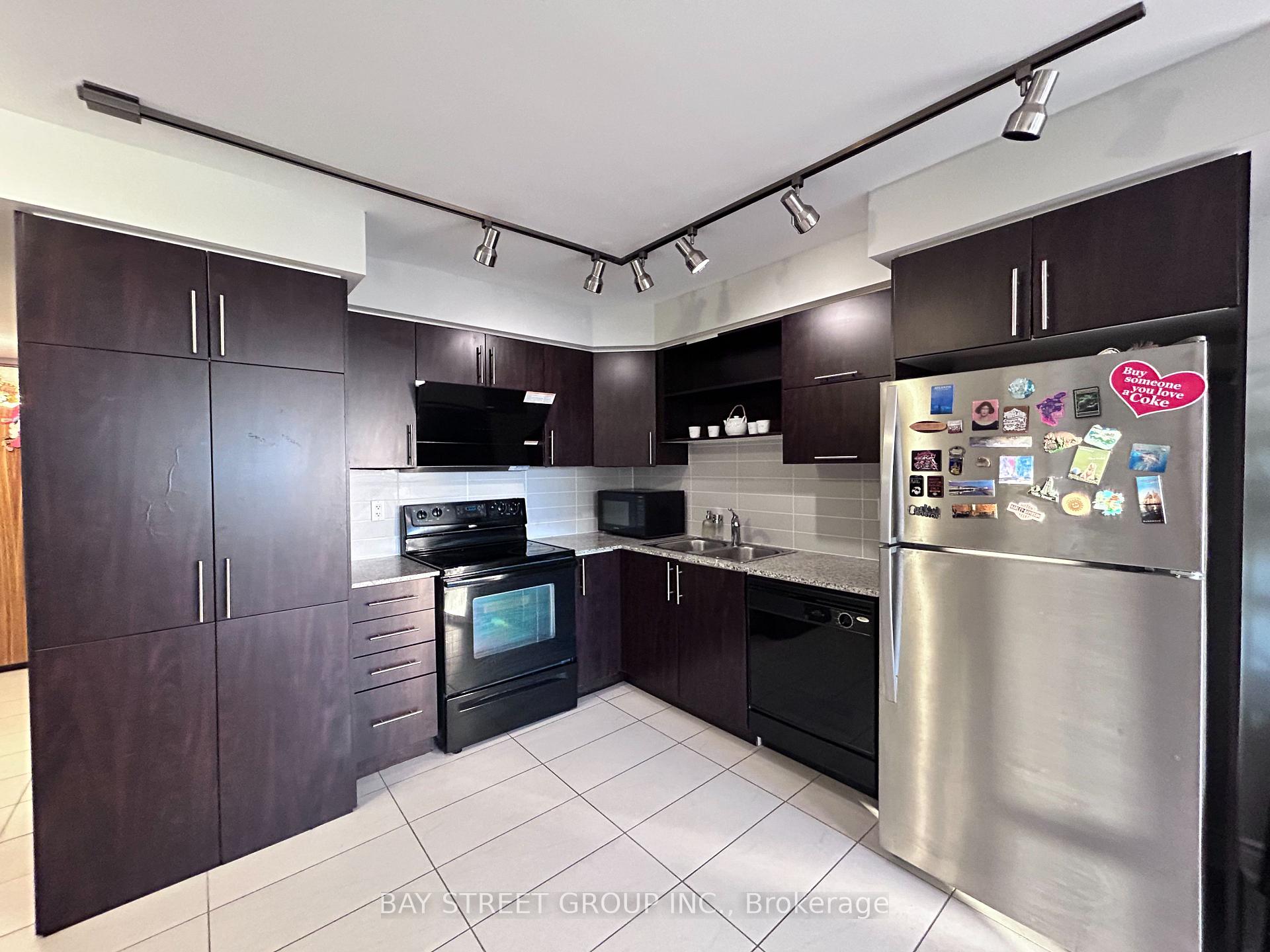 Photo 10 of Unit 903, 60 South Town Centre Boulevard, Markham, Unionville — HOMEH