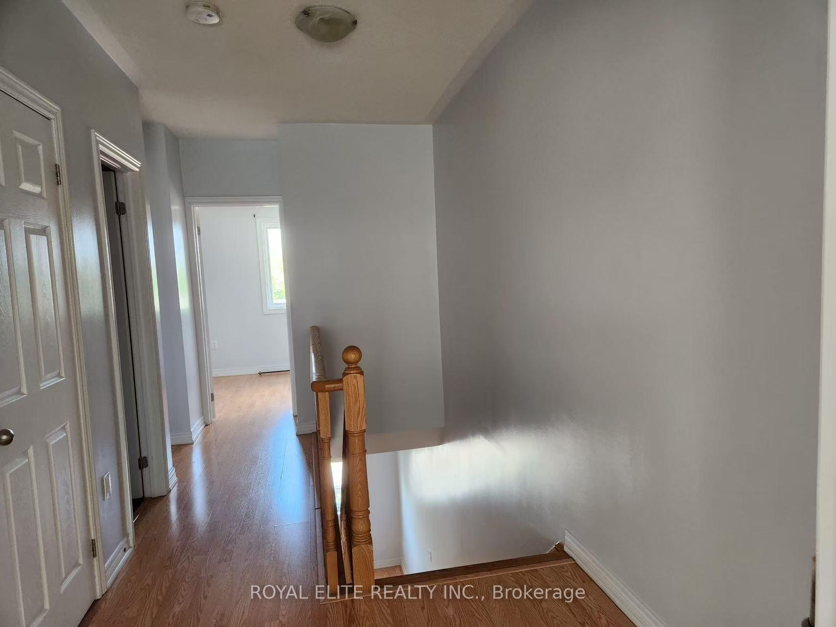 Photo 5 of 273 Aldergrove Drive, Markham, Milliken Mills East — HOMEH