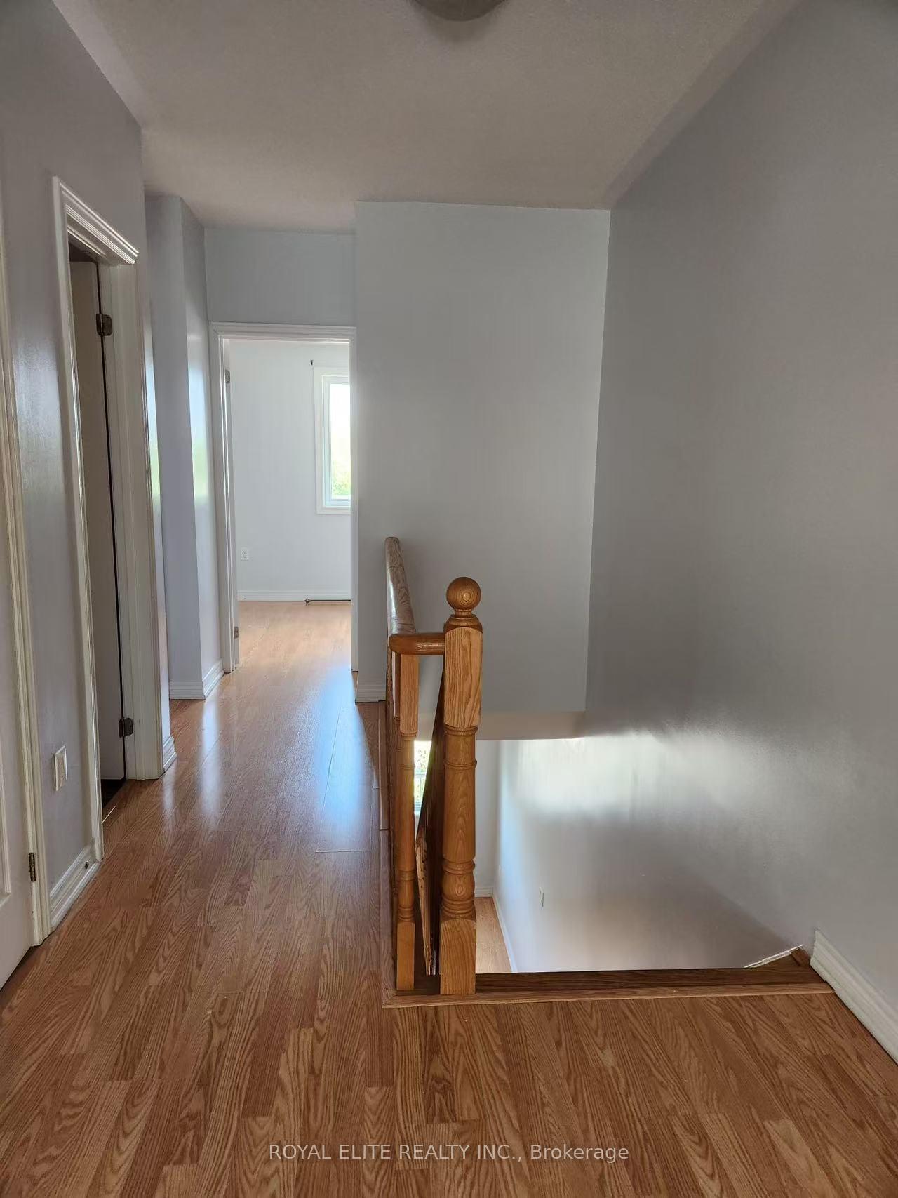 Photo 10 of 273 Aldergrove Drive, Markham, Milliken Mills East — HOMEH