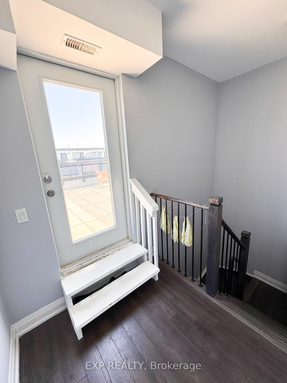 Photo 7 of Unit 903A, 5309 Highway 7, Vaughan, Vaughan Grove — HOMEH