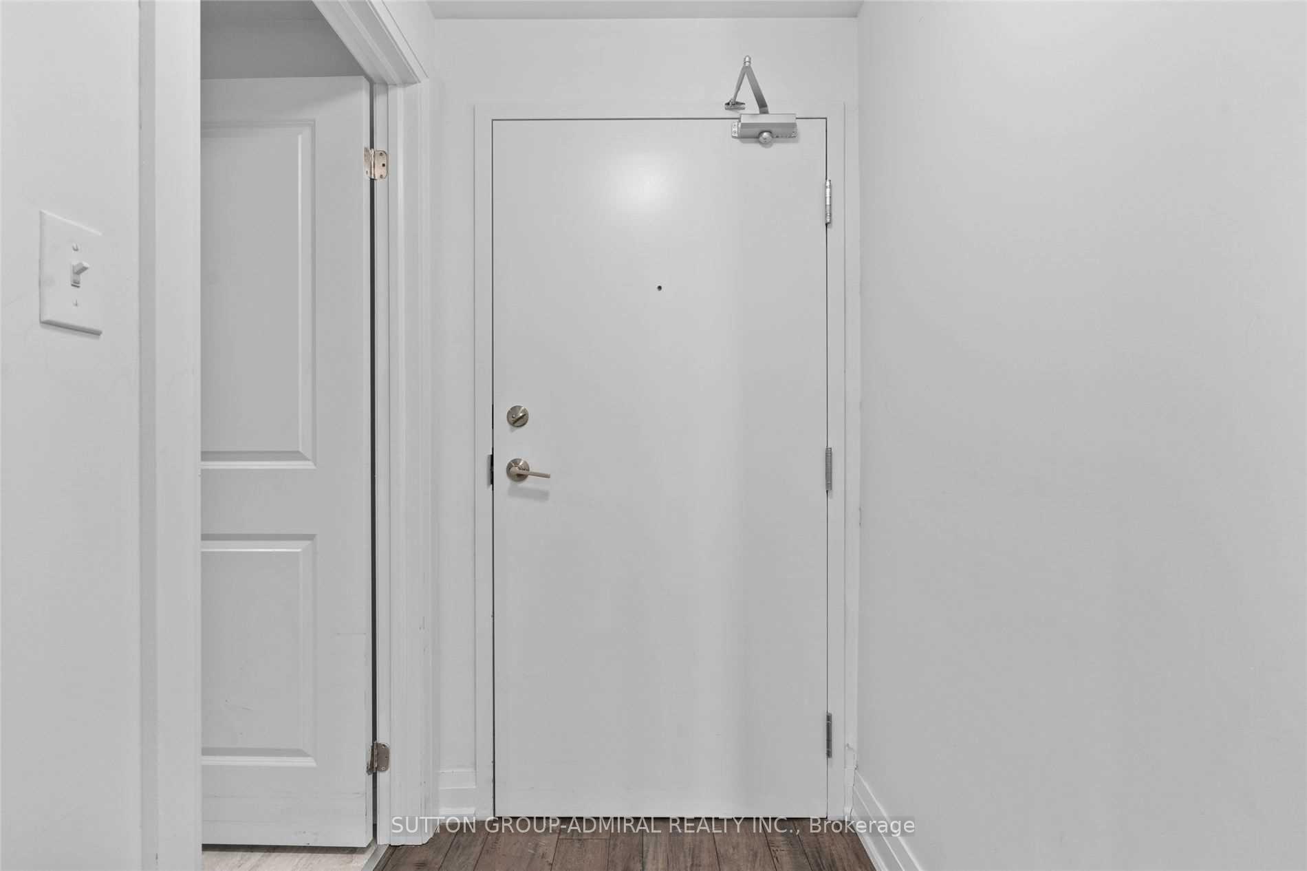 Photo 26 of Unit 301, 295 Cundles Road E, Barrie, 400 North — HOMEH