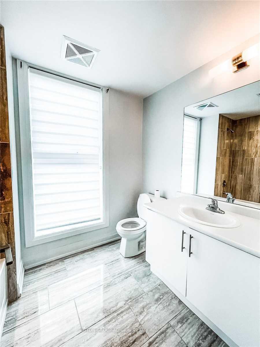 Photo 33 of Unit 301, 295 Cundles Road E, Barrie, 400 North — HOMEH