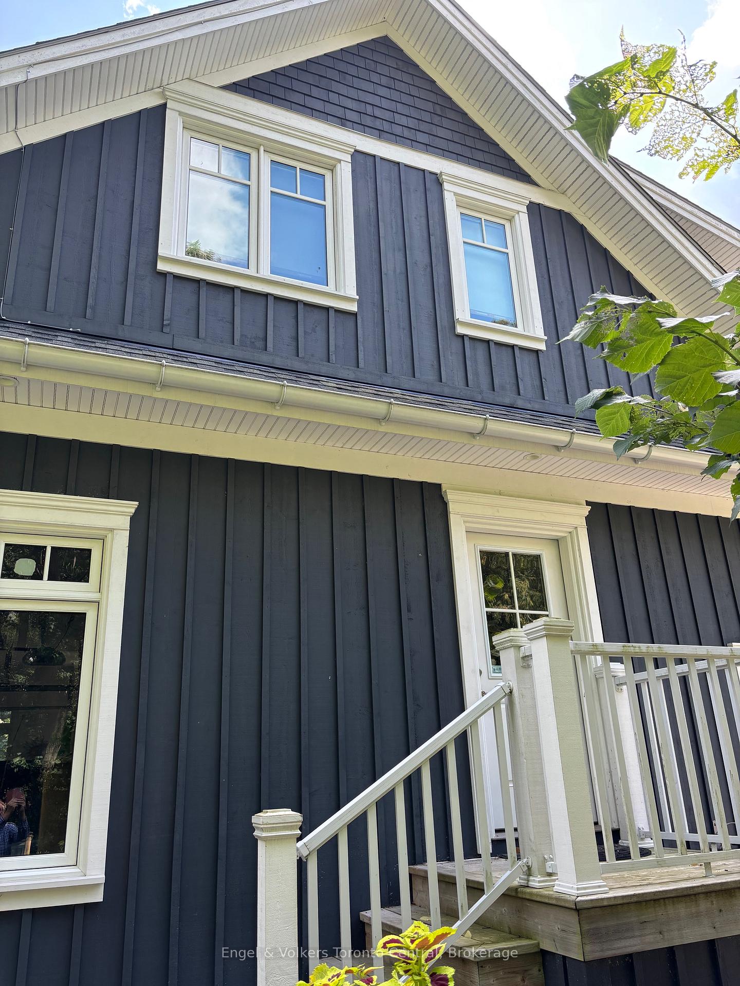 Photo 1 of 8120 Poplar Side Road, Collingwood — HOMEH
