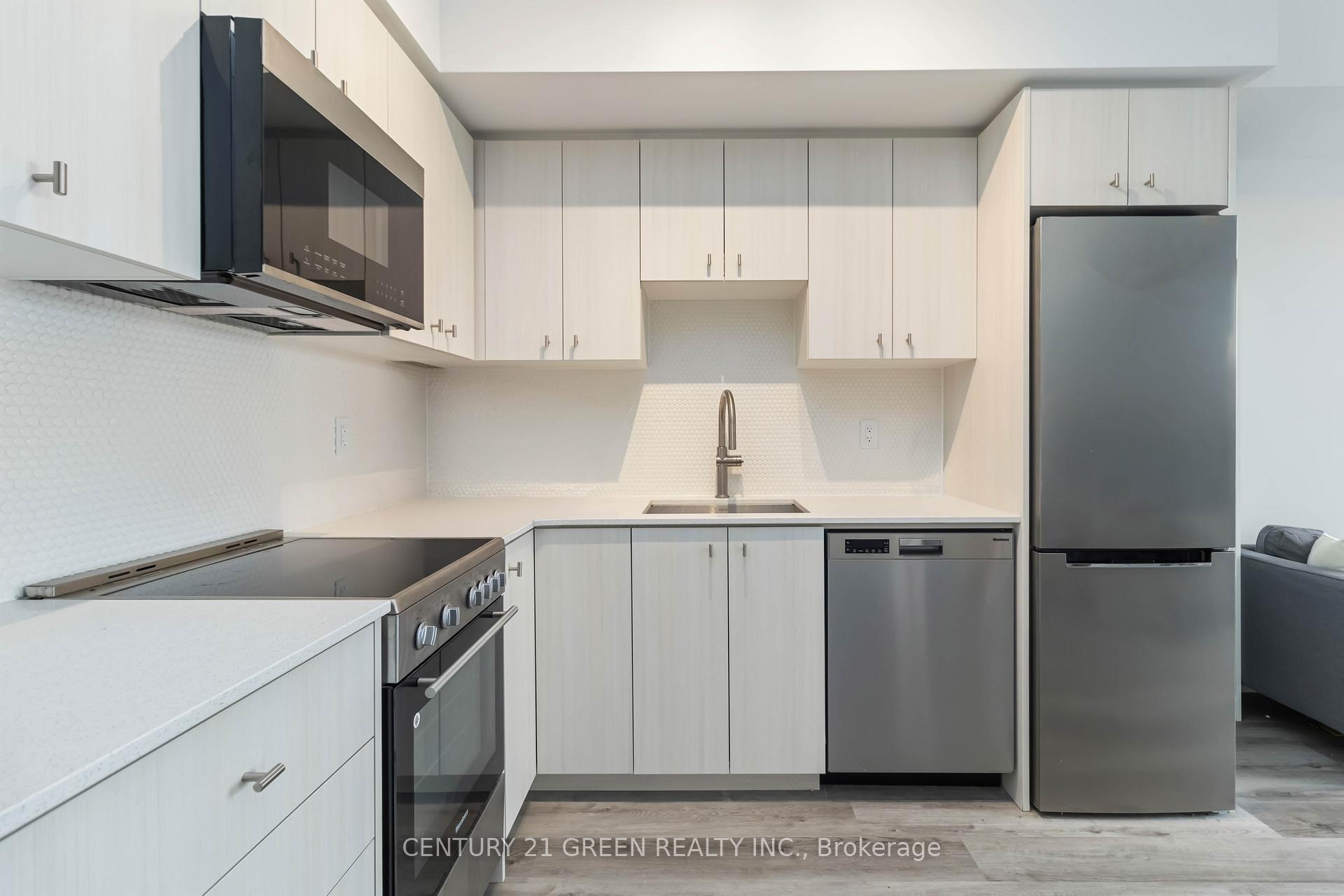 Photo 8 of Unit 408, 15 Wellington Street S, Kitchener — HOMEH