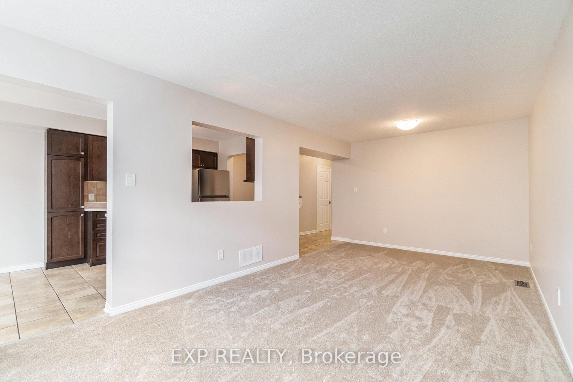 Photo 6 of 112 Braddock Private, Ottawa, Barrhaven - Stonebridge — HOMEH
