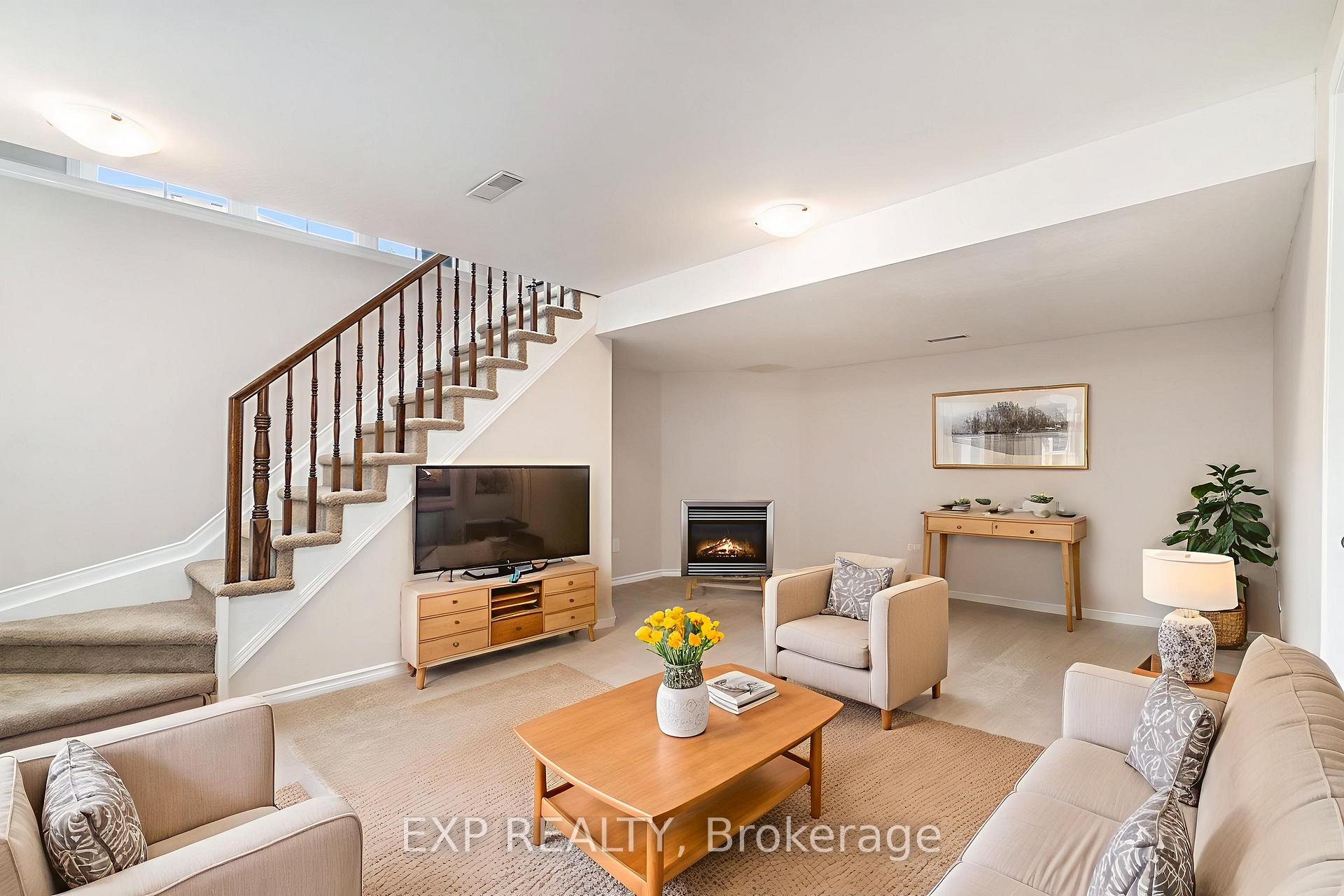 Photo 23 of 112 Braddock Private, Ottawa, Barrhaven - Stonebridge — HOMEH