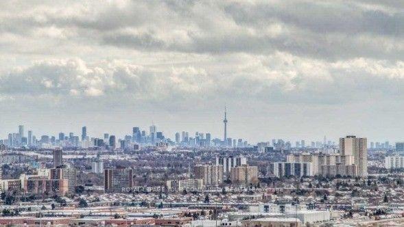 Photo 3 of Unit 2404, 3700 Highway 7, Vaughan, Vaughan Corporate Centre — HOMEH