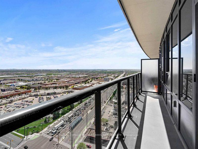 Photo 20 of Unit 2404, 3700 Highway 7, Vaughan, Vaughan Corporate Centre — HOMEH