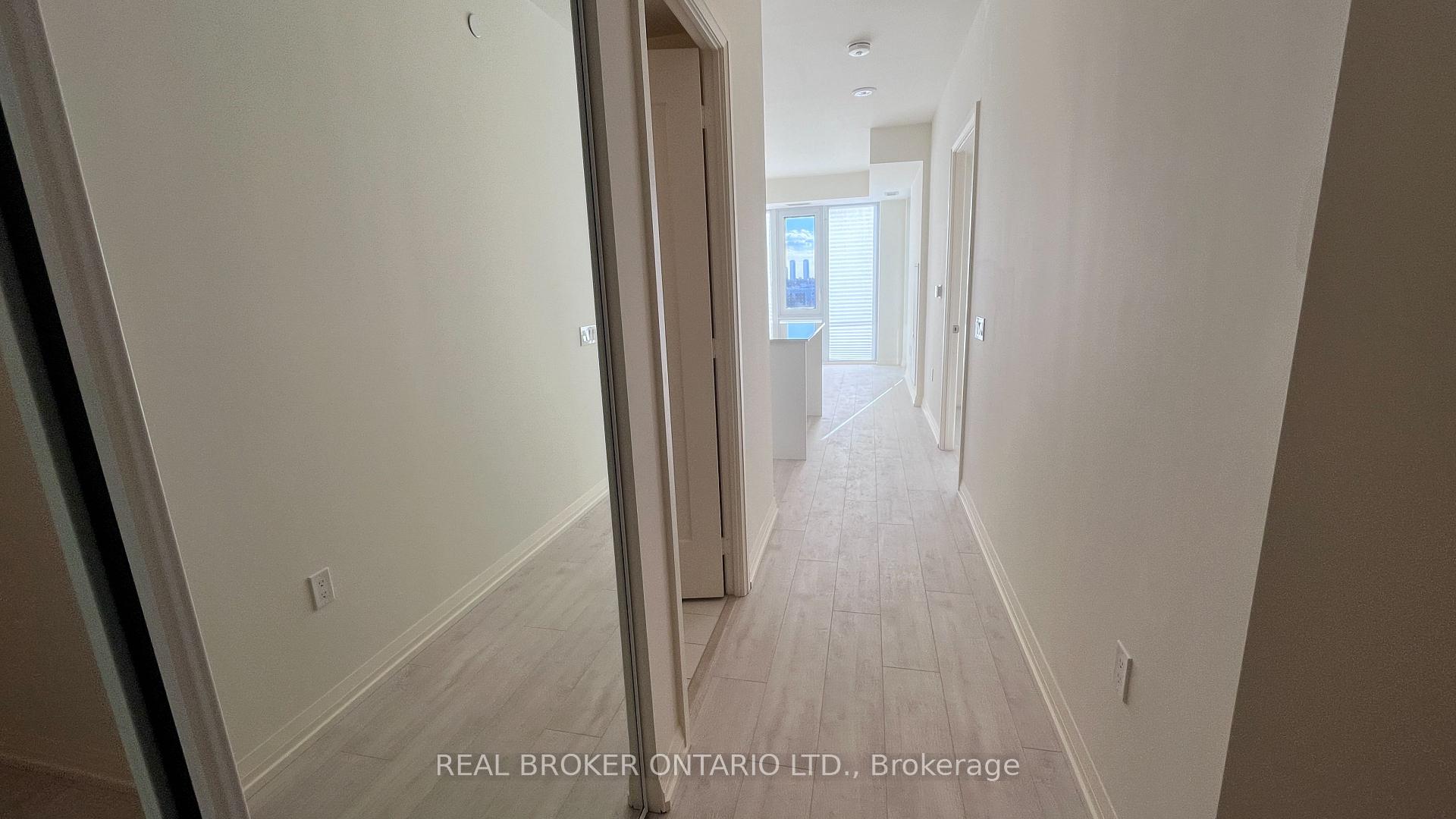 Photo 7 of Unit 307, 27 Korda Gate, Vaughan, Vellore Village — HOMEH