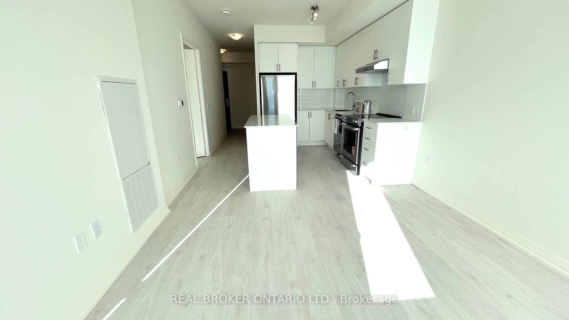 Photo 10 of Unit 307, 27 Korda Gate, Vaughan, Vellore Village — HOMEH