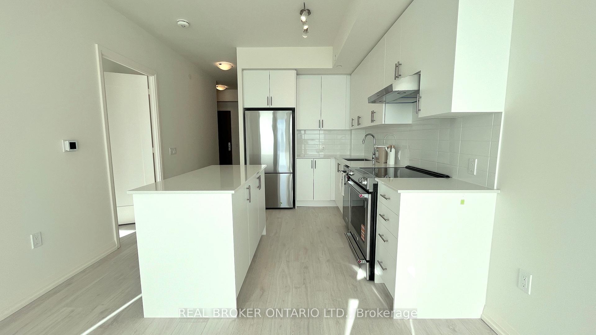 Photo 11 of Unit 307, 27 Korda Gate, Vaughan, Vellore Village — HOMEH