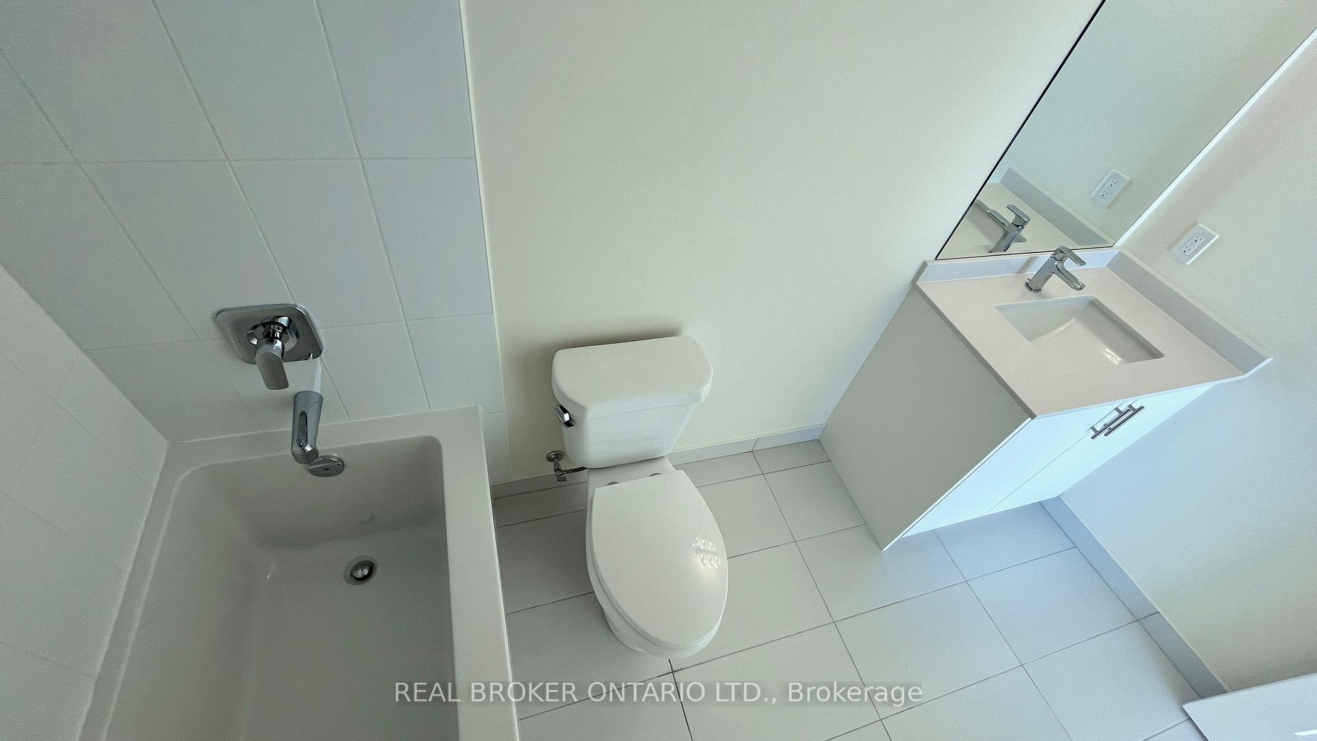 Photo 20 of Unit 307, 27 Korda Gate, Vaughan, Vellore Village — HOMEH