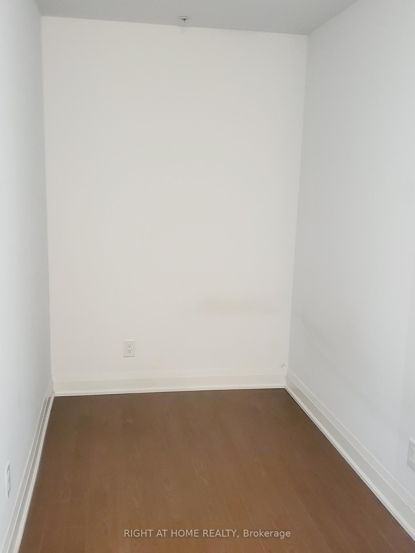 Photo 7 of Unit 416, 12 Woodstream Boulevard, Vaughan, Vaughan Grove — HOMEH