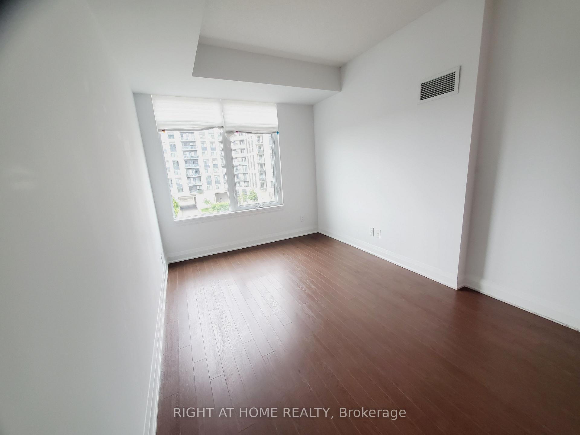 Photo 9 of Unit 416, 12 Woodstream Boulevard, Vaughan, Vaughan Grove — HOMEH