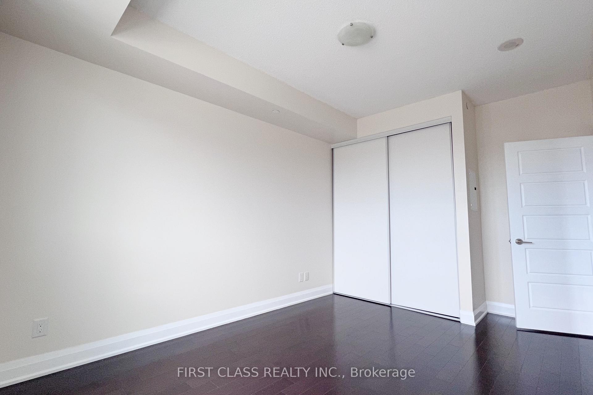 Photo 8 of Unit 315, 8200 Birchmount Road, Markham, Unionville — HOMEH