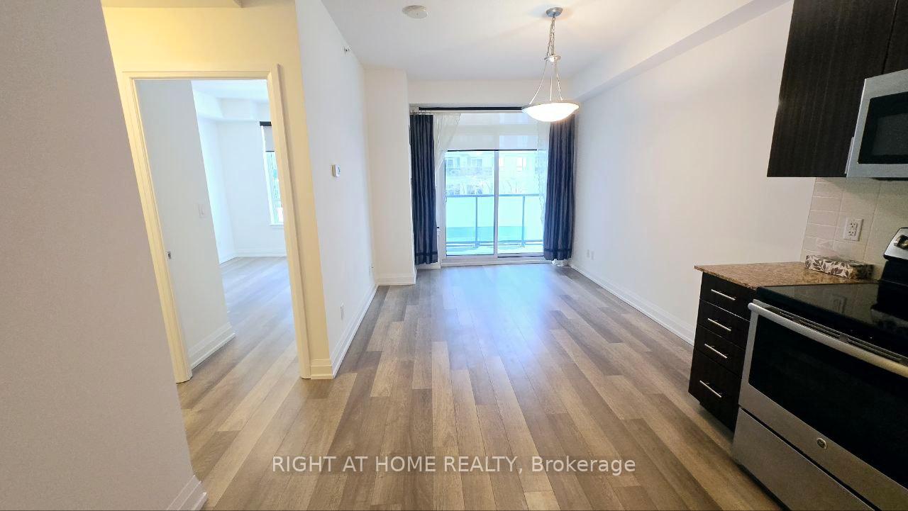 Photo 6 of Unit 531, 7165 Yonge Street, Markham, Grandview — HOMEH