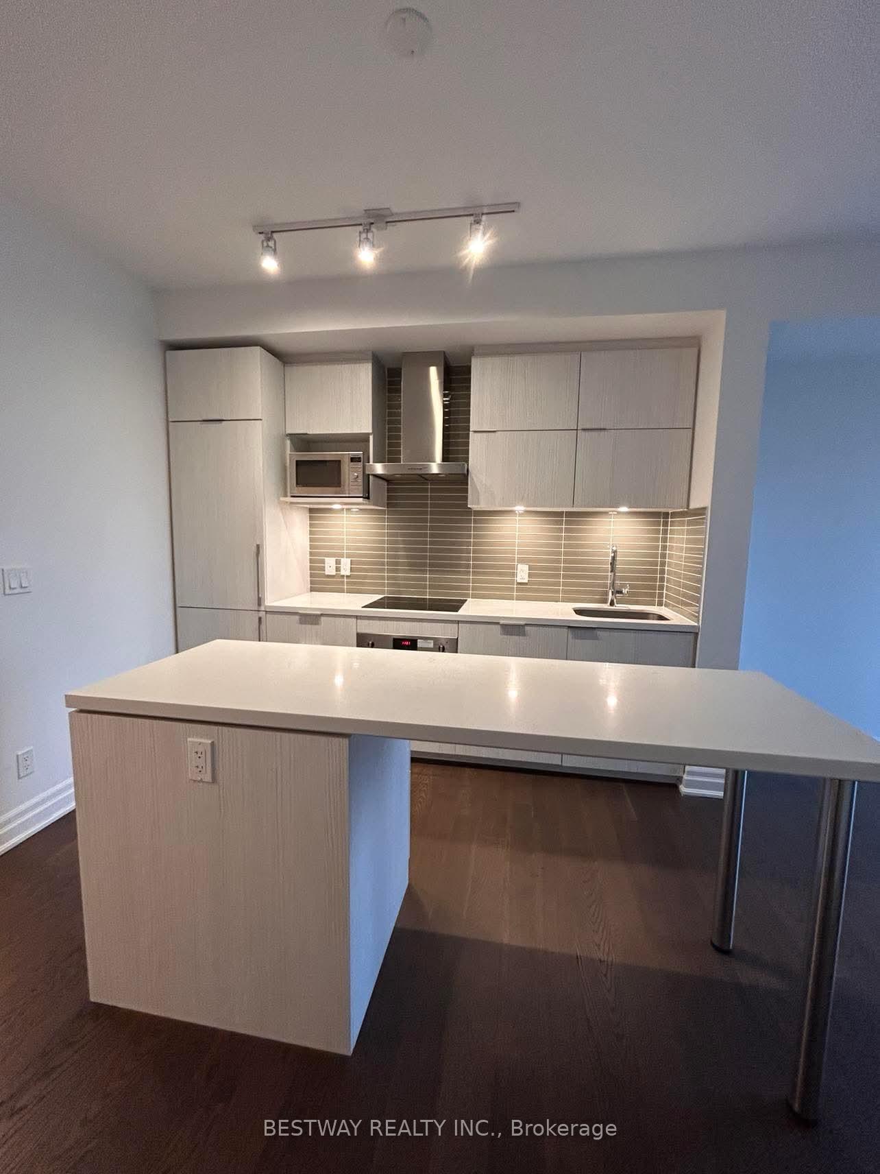 Photo 4 of Unit 307, 8 Rouge Valley Drive W, Markham, Unionville — HOMEH
