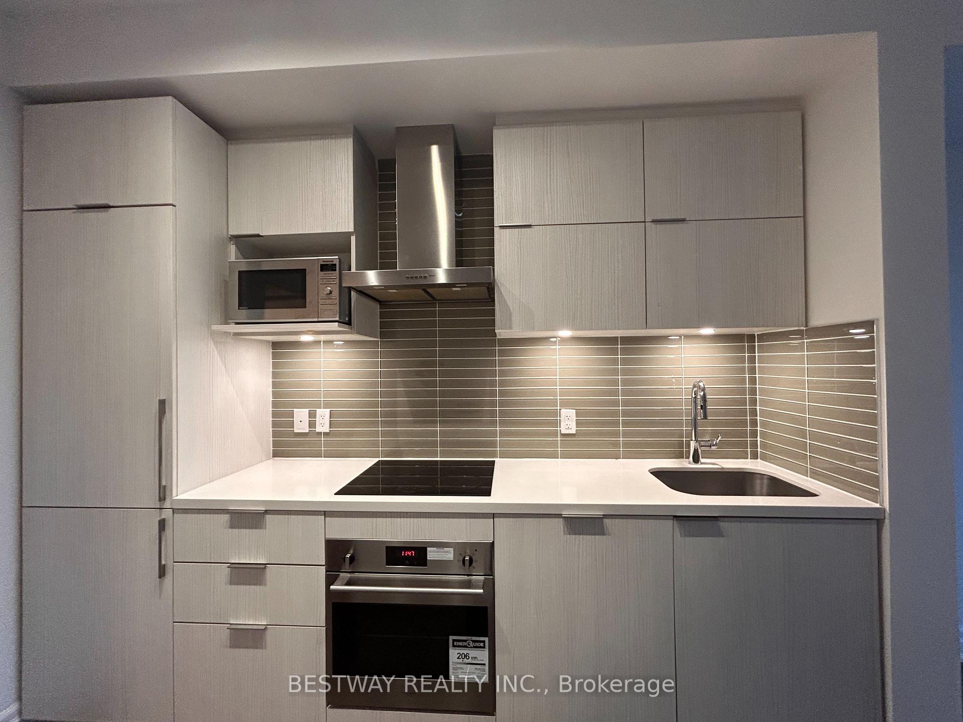 Photo 6 of Unit 307, 8 Rouge Valley Drive W, Markham, Unionville — HOMEH