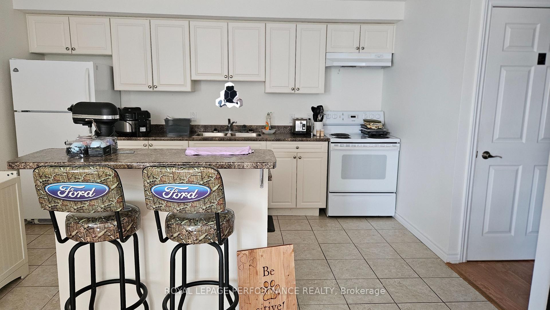 Photo 6 of Unit C, 40 Second Street, Cornwall — HOMEH