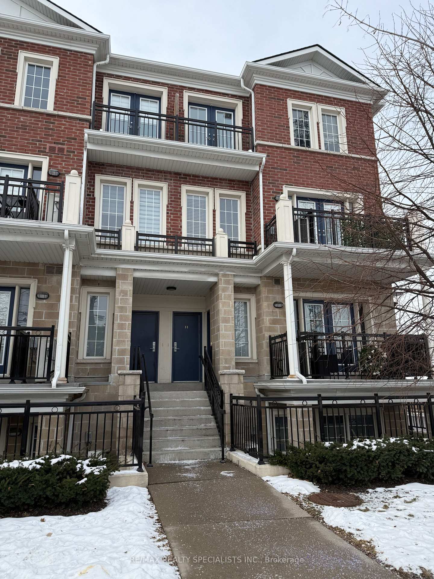 Photo 2 of Unit A10, 26 Bruce Street, Vaughan, East Woodbridge — HOMEH