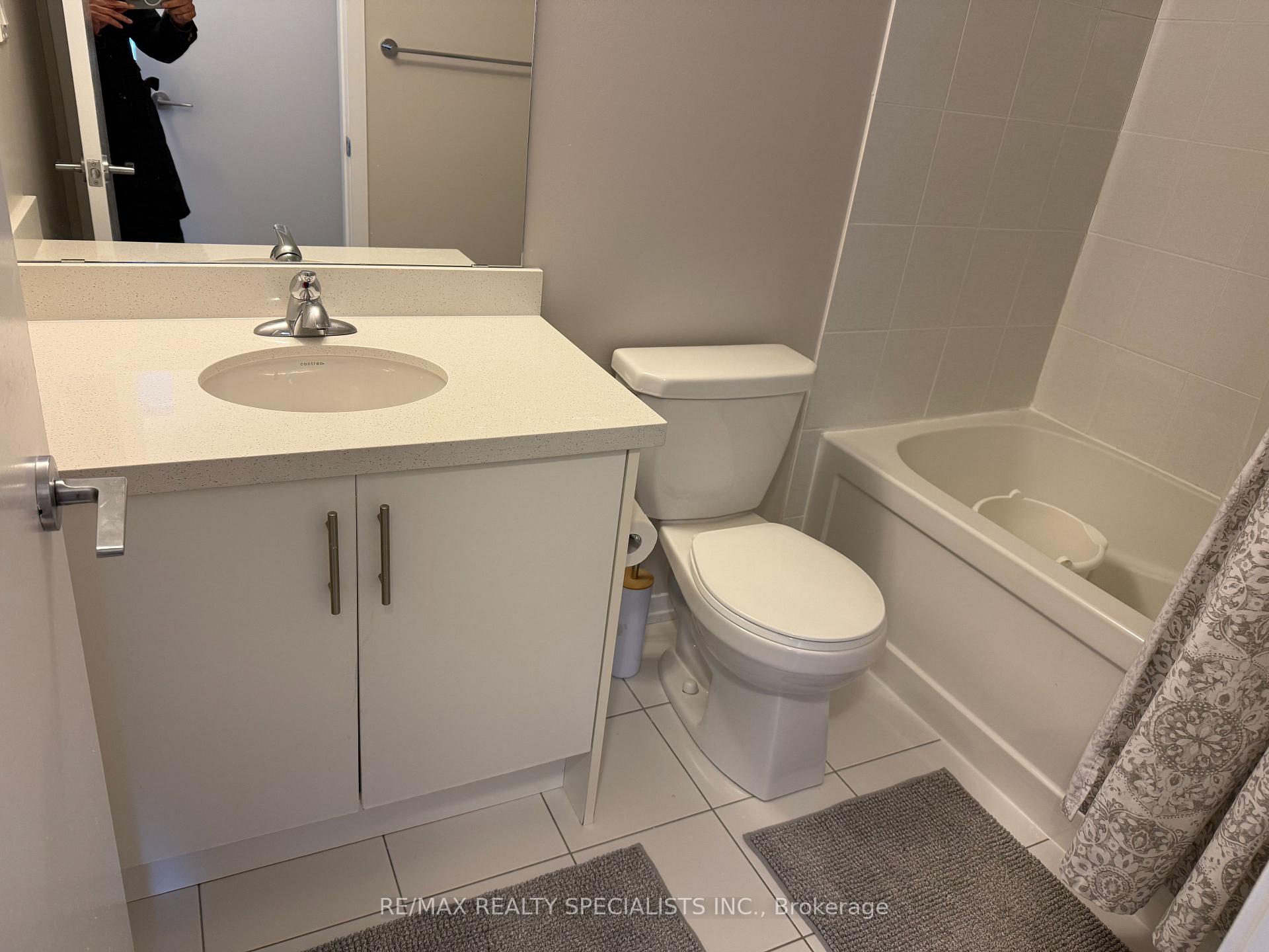 Photo 7 of Unit A10, 26 Bruce Street, Vaughan, East Woodbridge — HOMEH