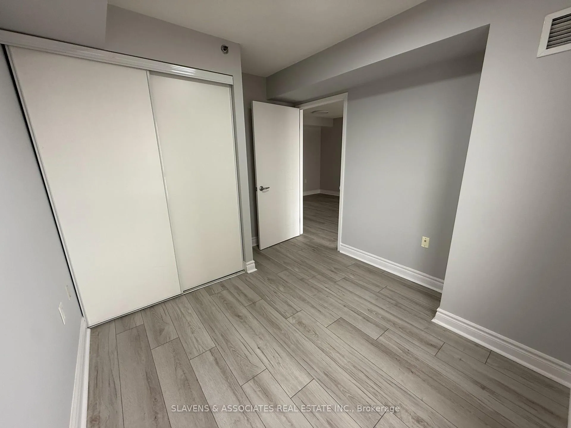 Photo 7 of Unit 205, 2 Neptune Drive, Toronto, Englemount-Lawrence — HOMEH