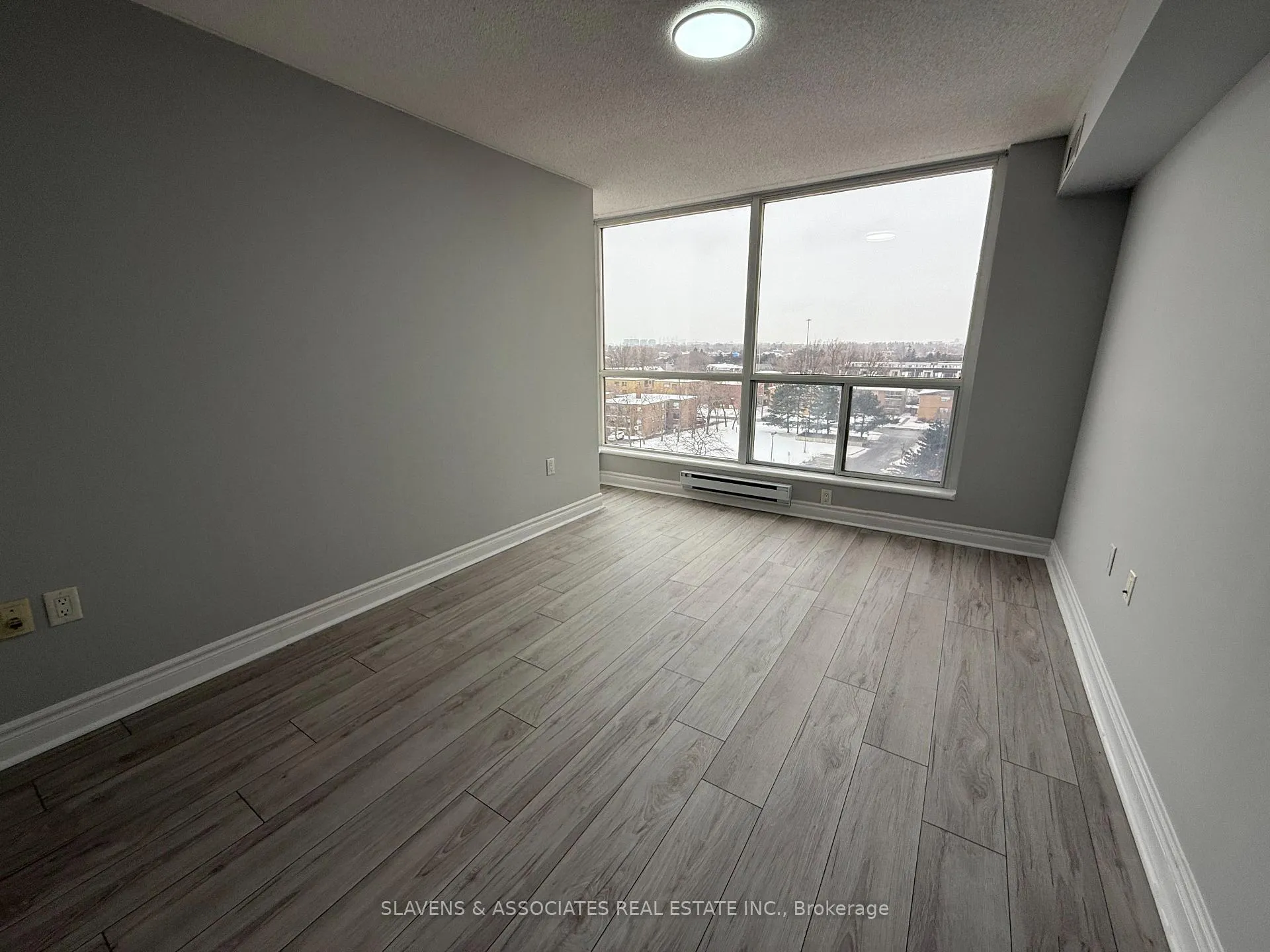 Photo 9 of Unit 205, 2 Neptune Drive, Toronto, Englemount-Lawrence — HOMEH
