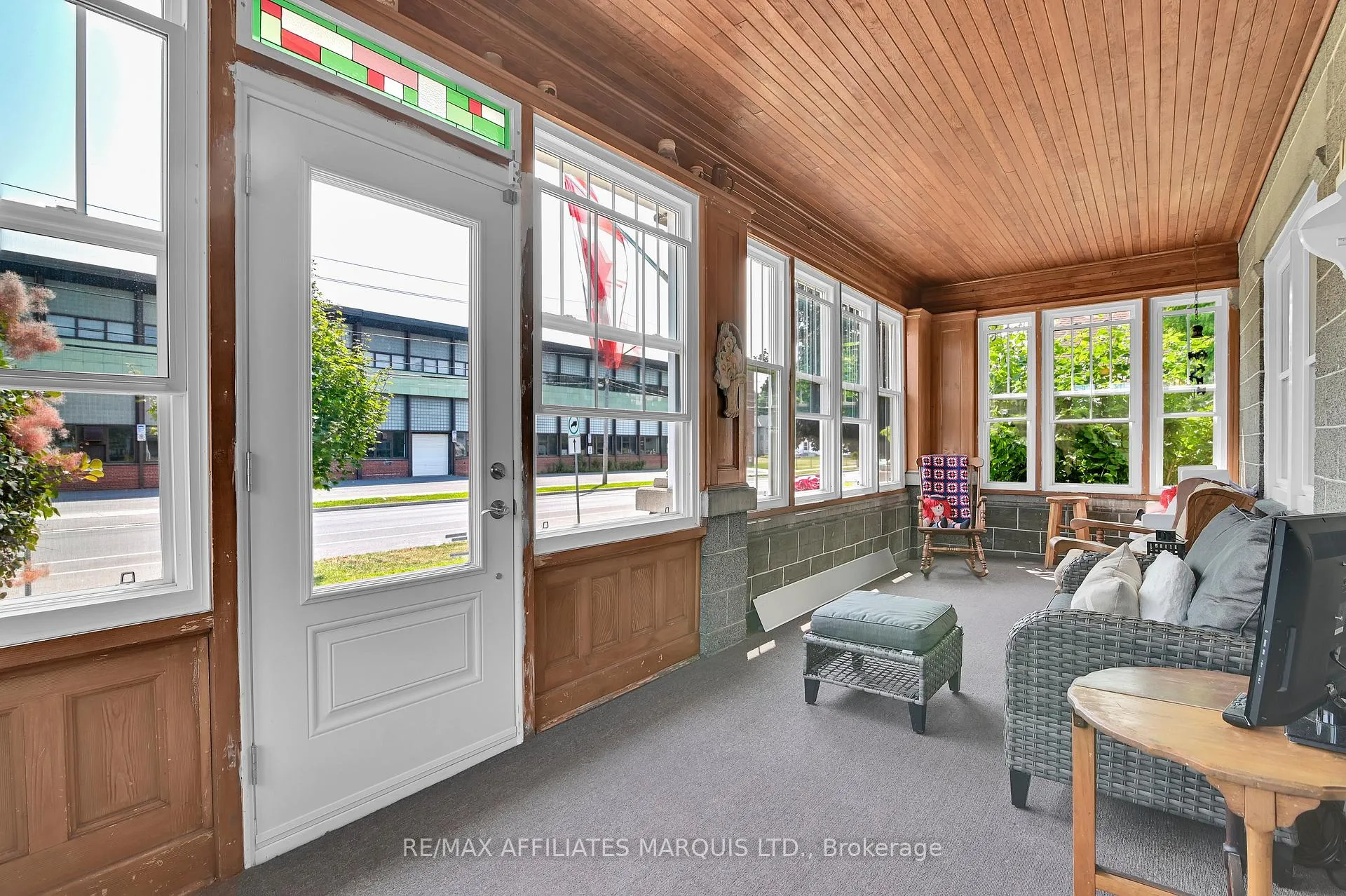 Photo 4 of 123 Fifth Street E, Cornwall — HOMEH