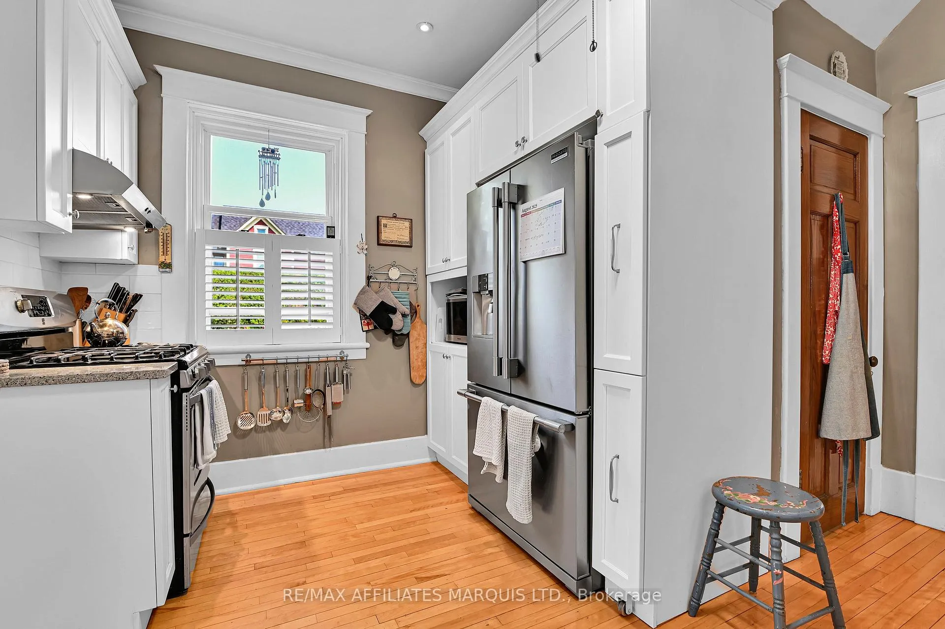 Photo 11 of 123 Fifth Street E, Cornwall — HOMEH