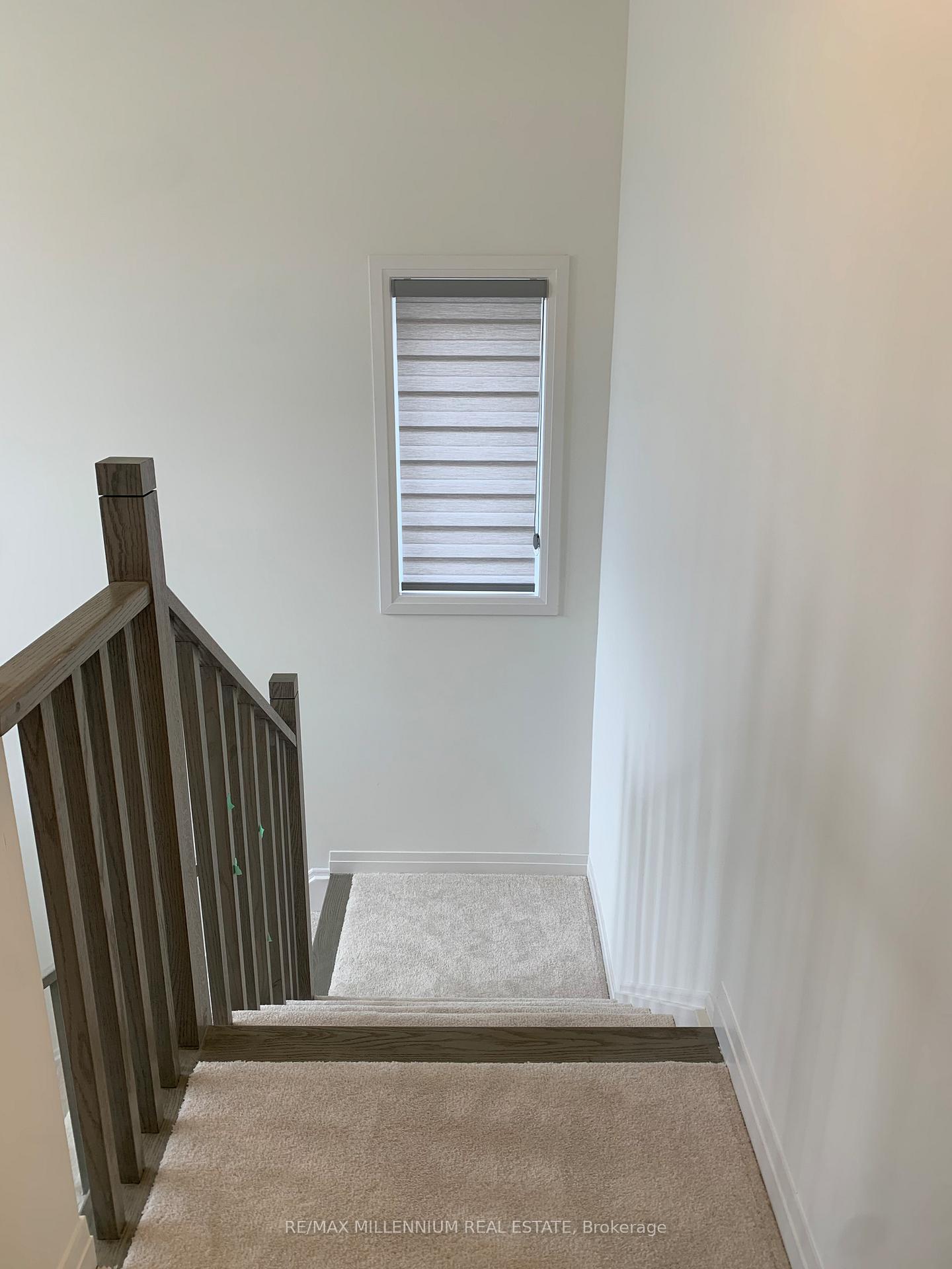 Photo 9 of 111 Sagewood Avenue, Barrie, Painswick South — HOMEH