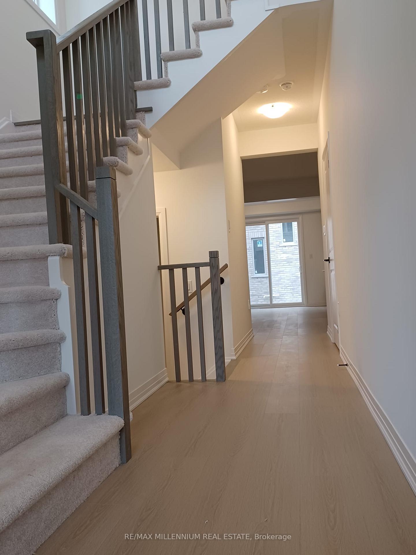 Photo 14 of 111 Sagewood Avenue, Barrie, Painswick South — HOMEH
