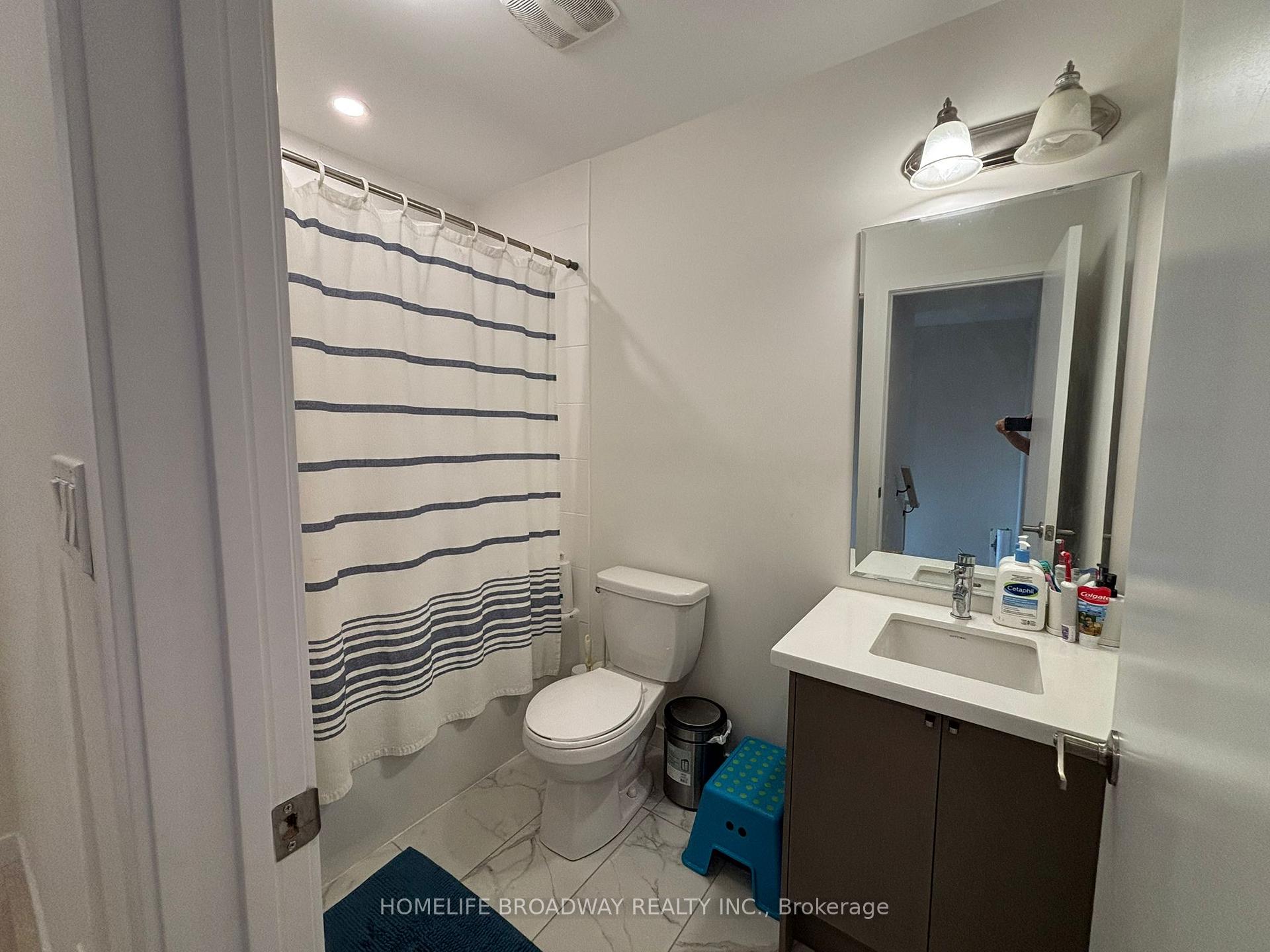 Photo 21 of Unit 33, 26 Seacoasts Circle, Vaughan, Maple — HOMEH