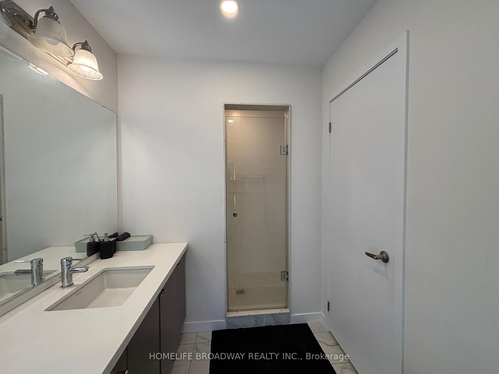 Photo 24 of Unit 33, 26 Seacoasts Circle, Vaughan, Maple — HOMEH