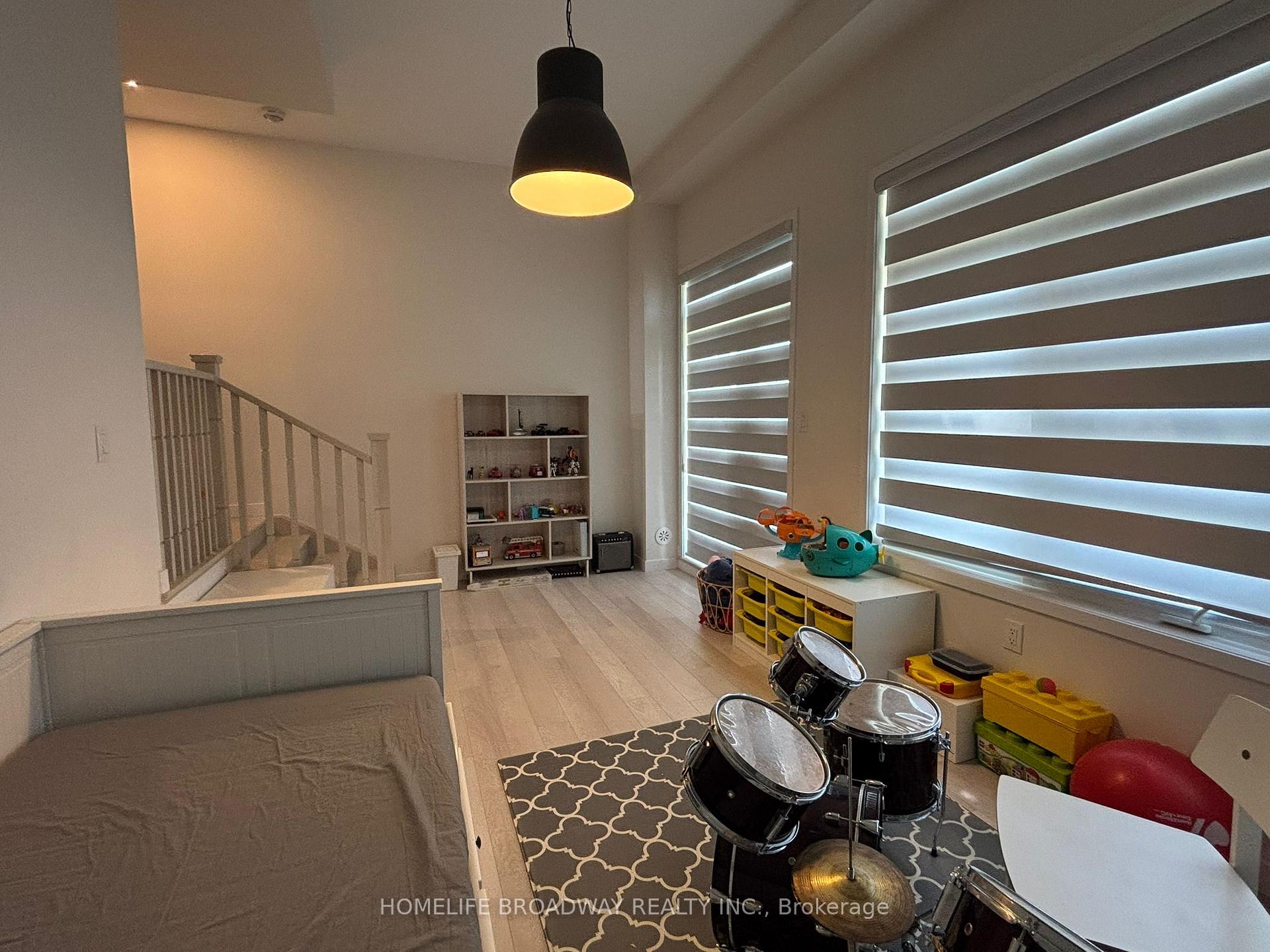 Photo 27 of Unit 33, 26 Seacoasts Circle, Vaughan, Maple — HOMEH