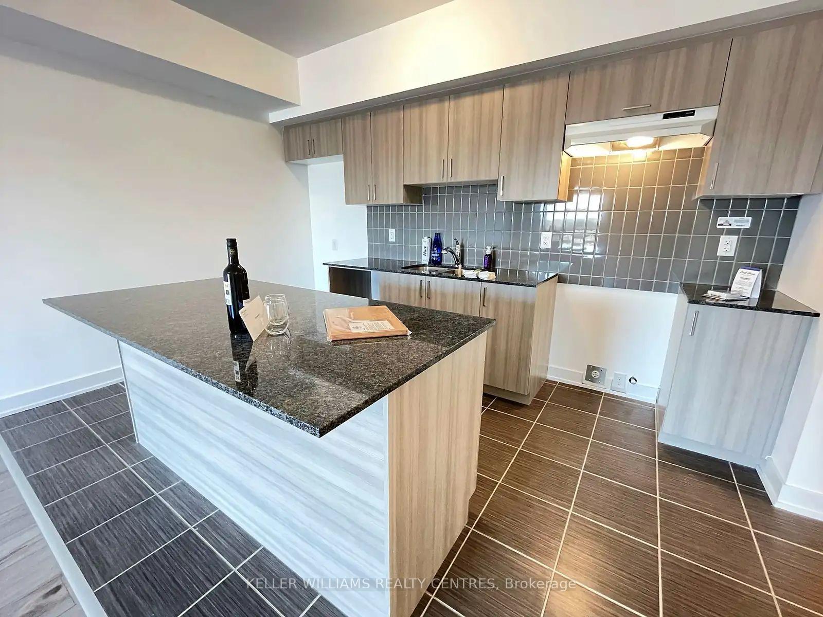 Photo 4 of Unit 107, 6 Spice Way, Barrie, Rural Barrie Southeast — HOMEH