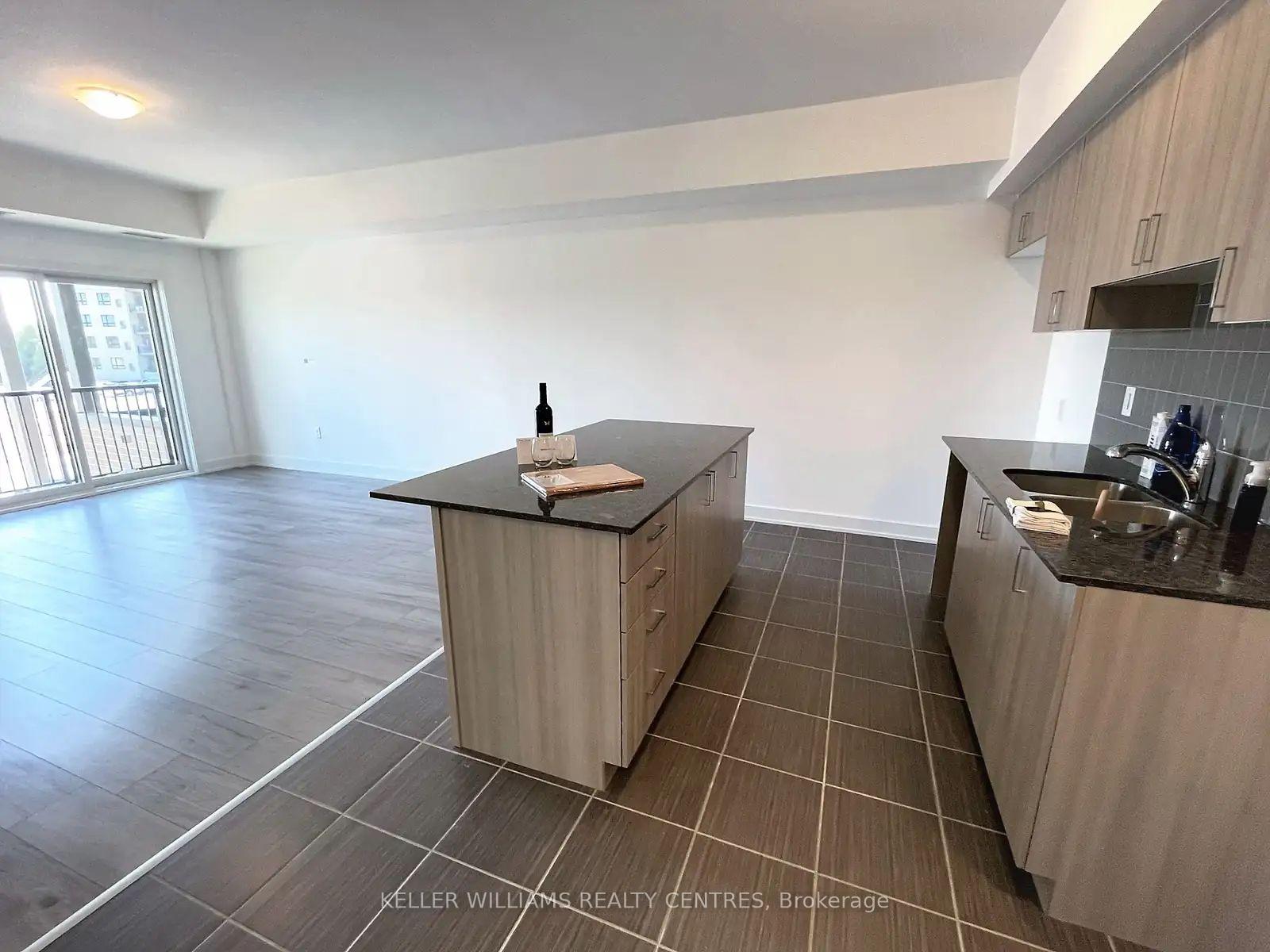 Photo 5 of Unit 107, 6 Spice Way, Barrie, Rural Barrie Southeast — HOMEH