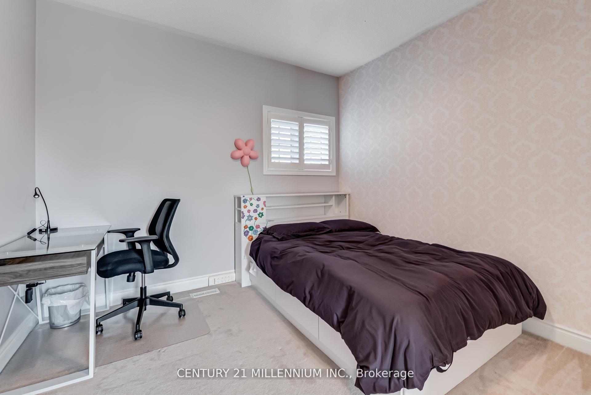 Photo 38 of 29 EIffel Boulevard, Brampton, Vales of Castlemore North — HOMEH