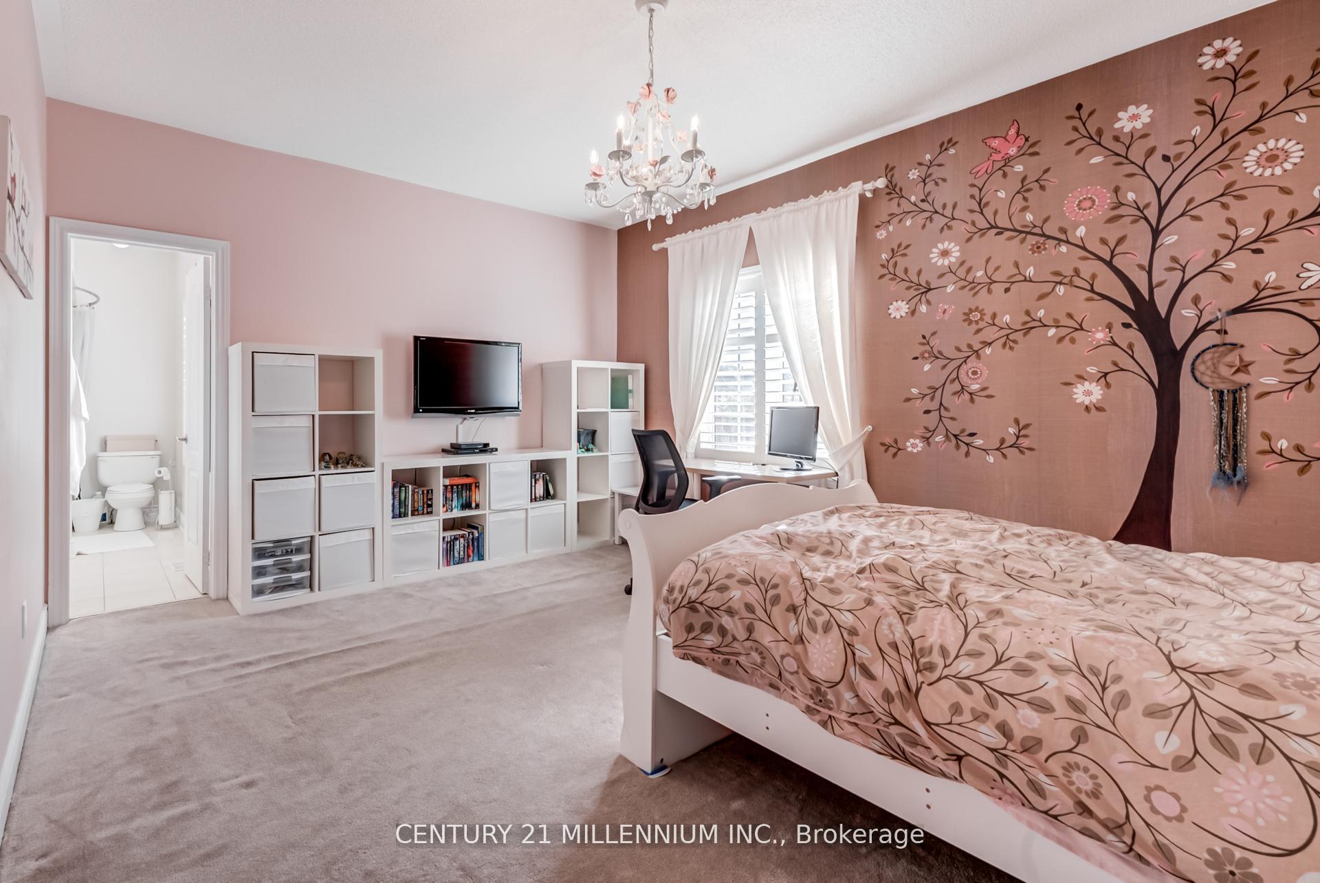 Photo 36 of 29 EIffel Boulevard, Brampton, Vales of Castlemore North — HOMEH