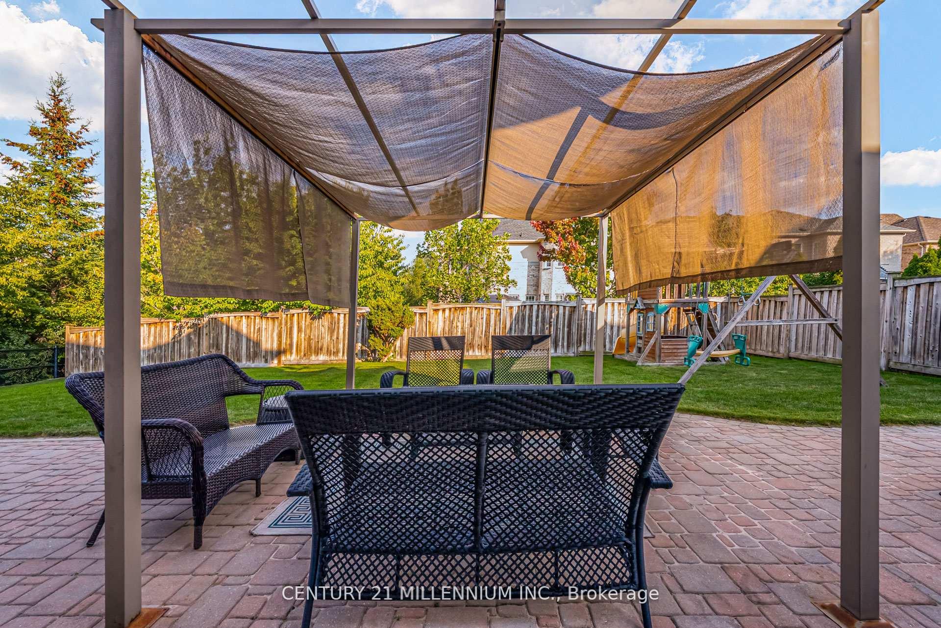 Photo 47 of 29 EIffel Boulevard, Brampton, Vales of Castlemore North — HOMEH