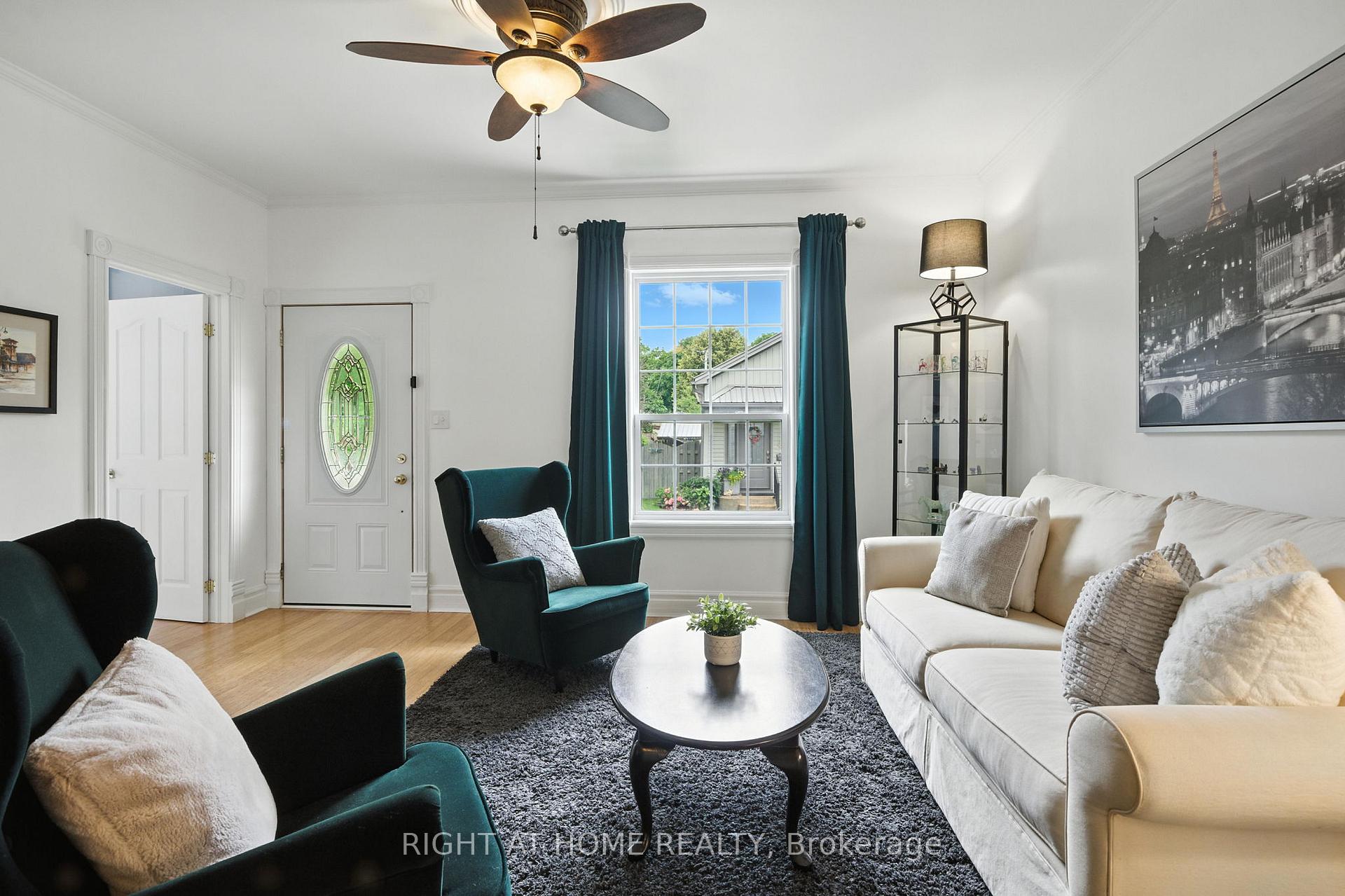 Photo 6 of 19 Smith Street E, Brant, Paris — HOMEH