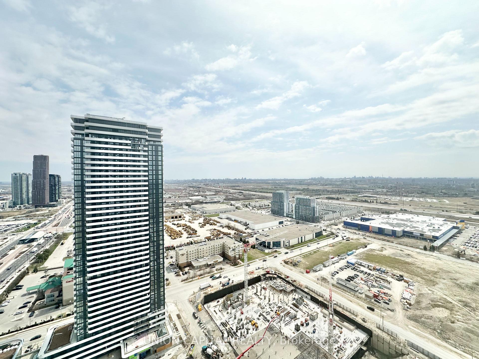 Photo 11 of Unit 4017, 195 Commerce Street, Vaughan, Vaughan Corporate Centre — HOMEH