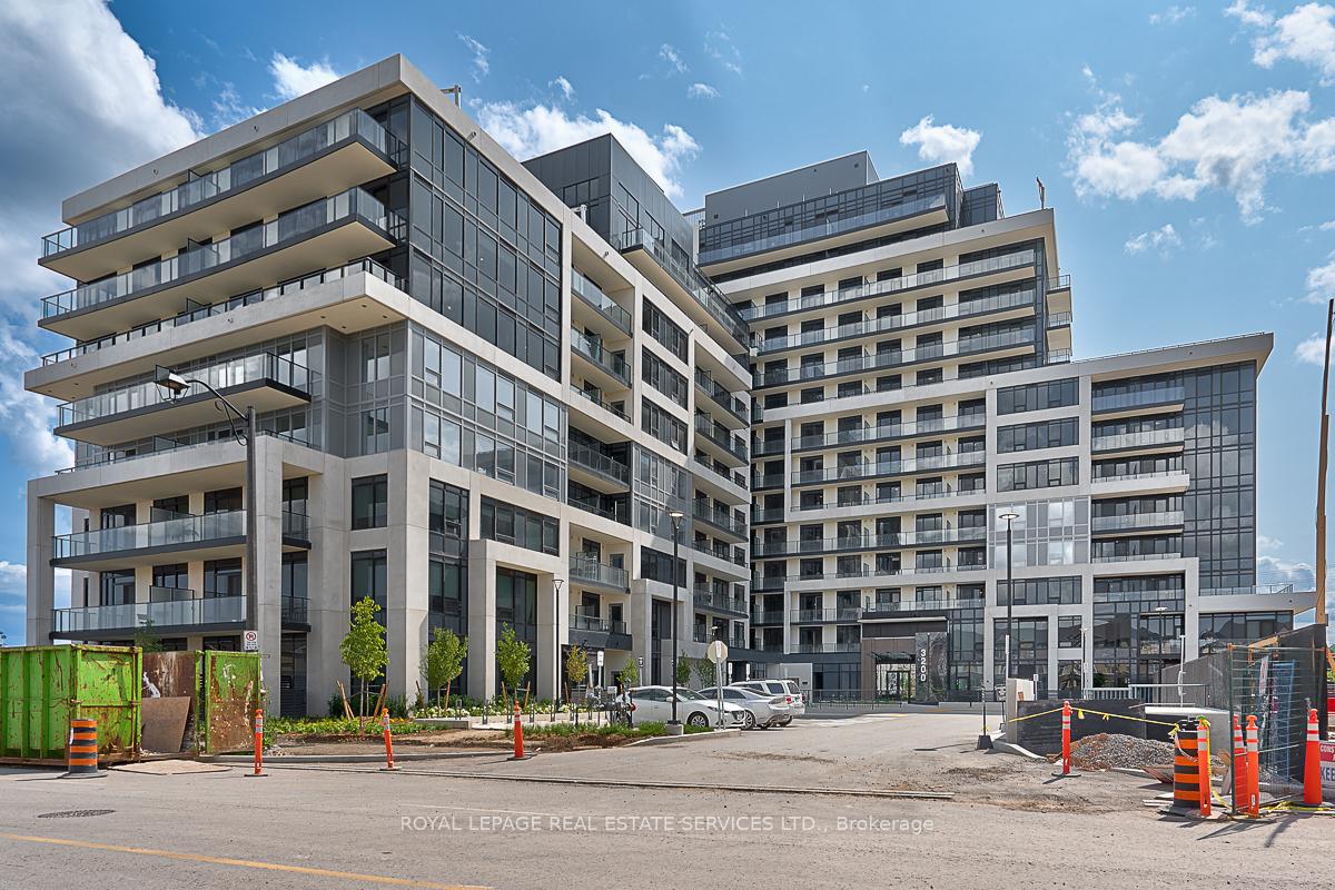 Front of Unit 521, 3200 William Coltson Avenue