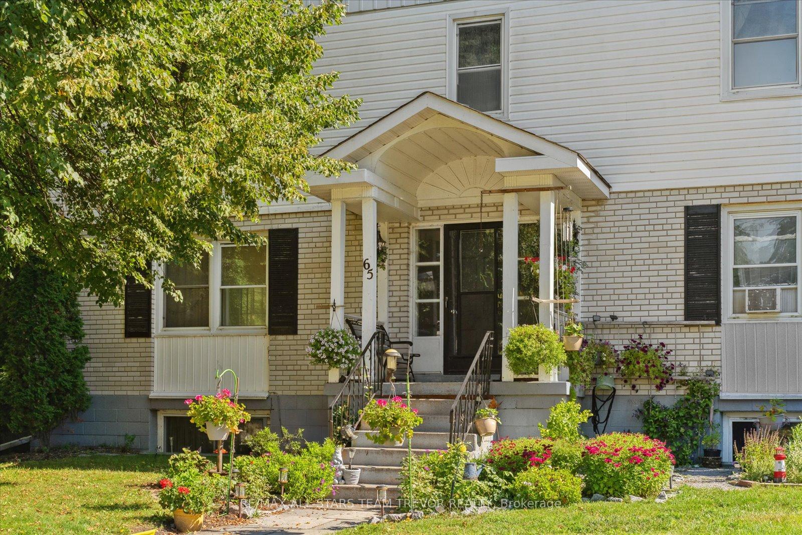 Photo 4 of 65 High Street, Georgina, Sutton & Jackson's Point — HOMEH