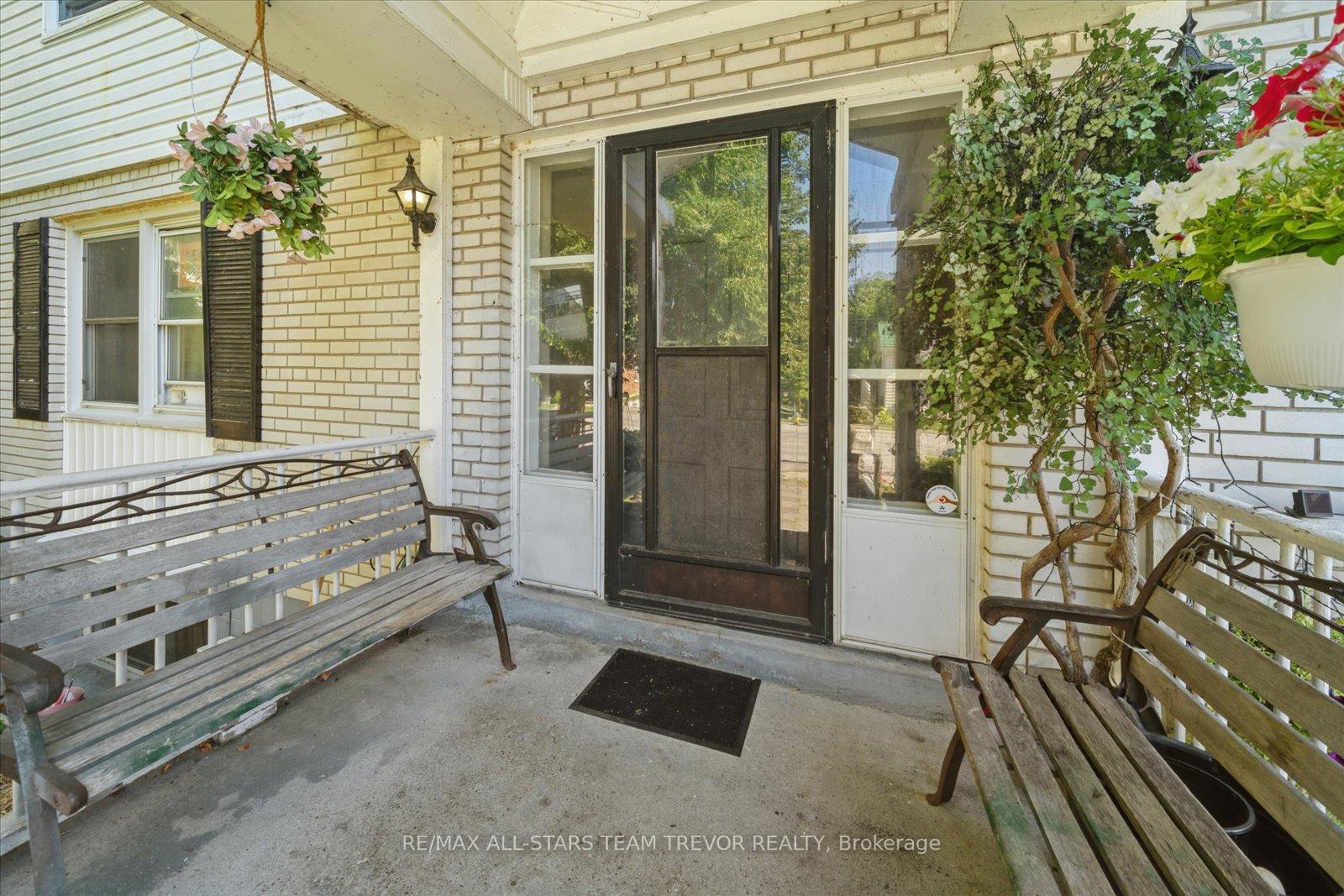 Photo 5 of 65 High Street, Georgina, Sutton & Jackson's Point — HOMEH