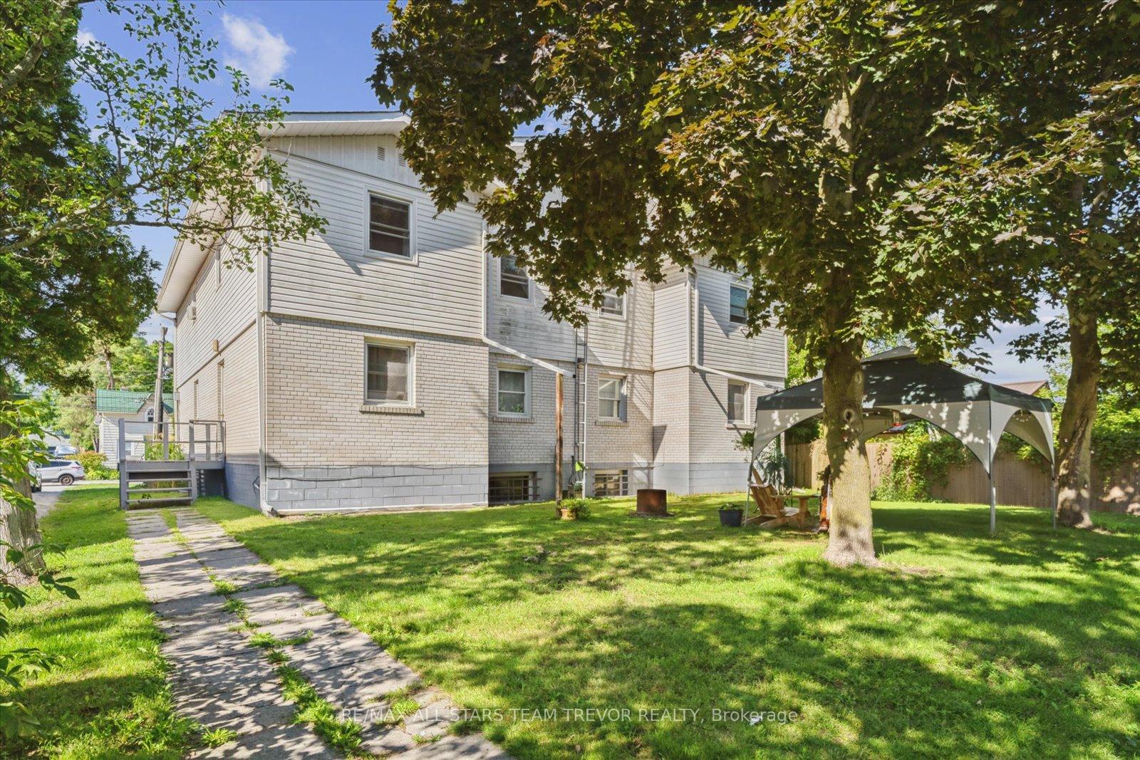 Photo 17 of 65 High Street, Georgina, Sutton & Jackson's Point — HOMEH