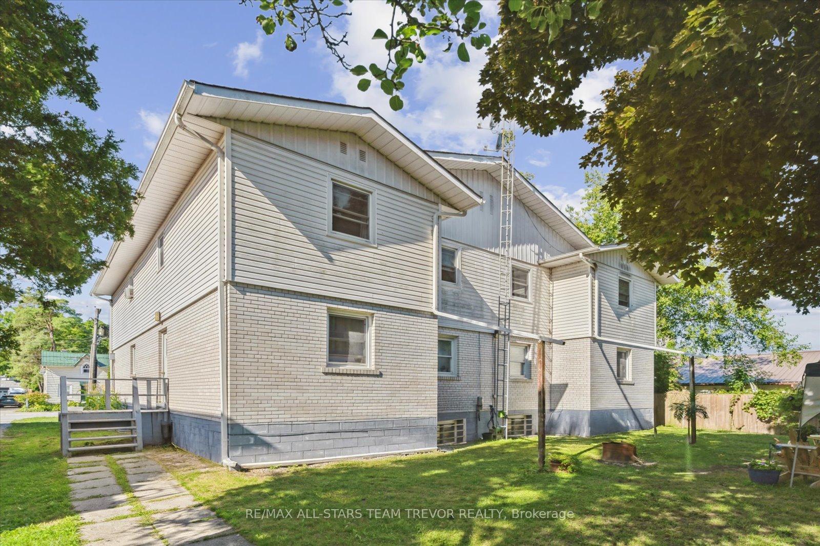 Photo 15 of 65 High Street, Georgina, Sutton & Jackson's Point — HOMEH