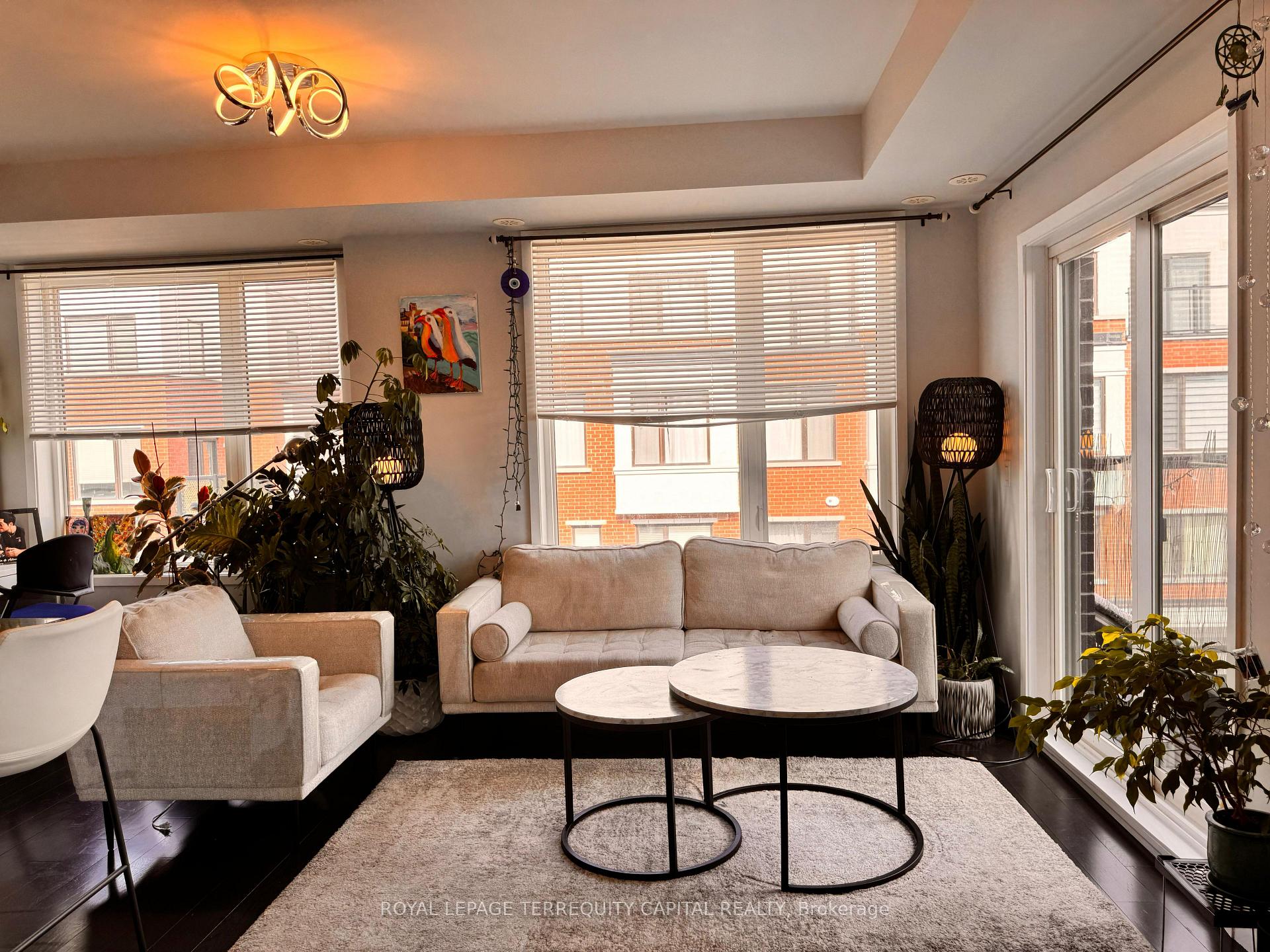 Photo 13 of Unit 88, 400 Alex Gardner Circle, Aurora, Aurora Heights — HOMEH