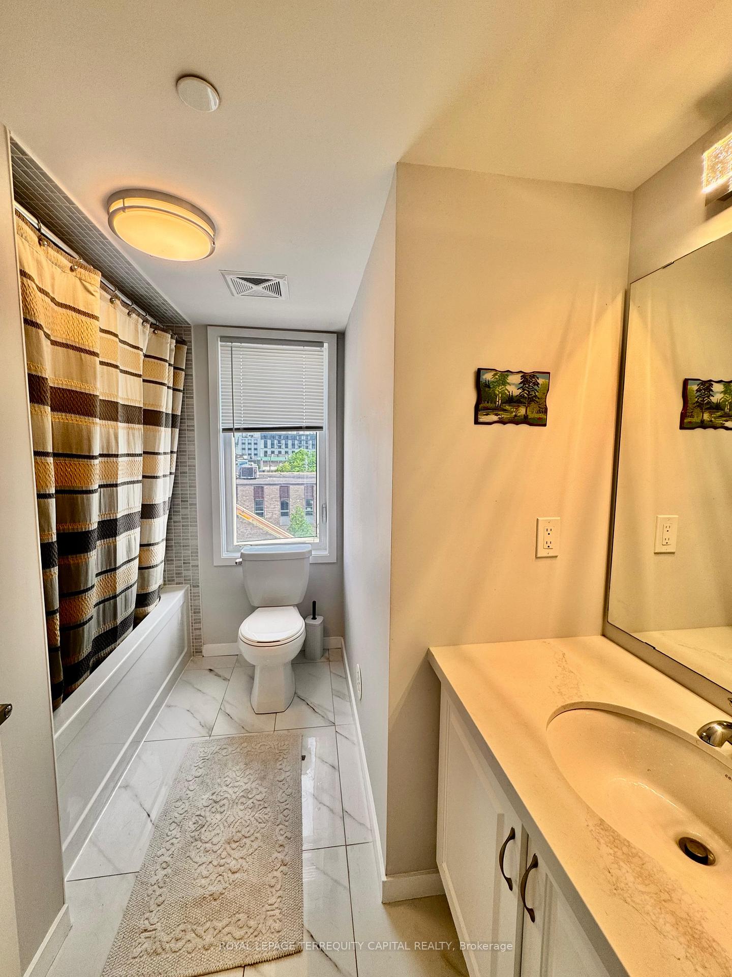 Photo 18 of Unit 88, 400 Alex Gardner Circle, Aurora, Aurora Heights — HOMEH